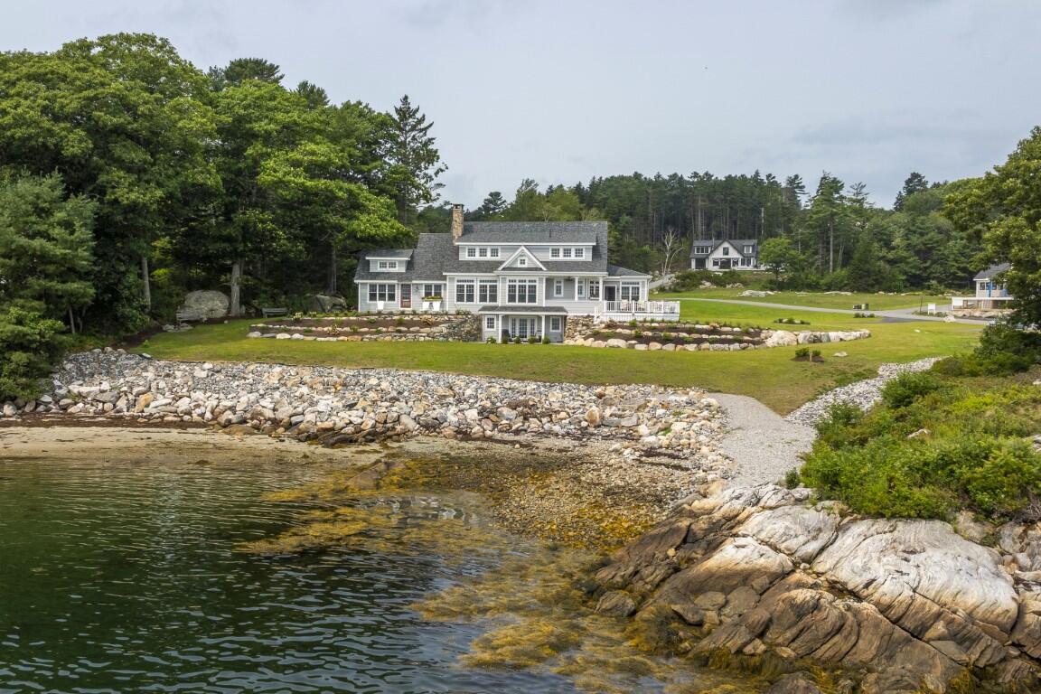 3 Harbor Ledge Lane