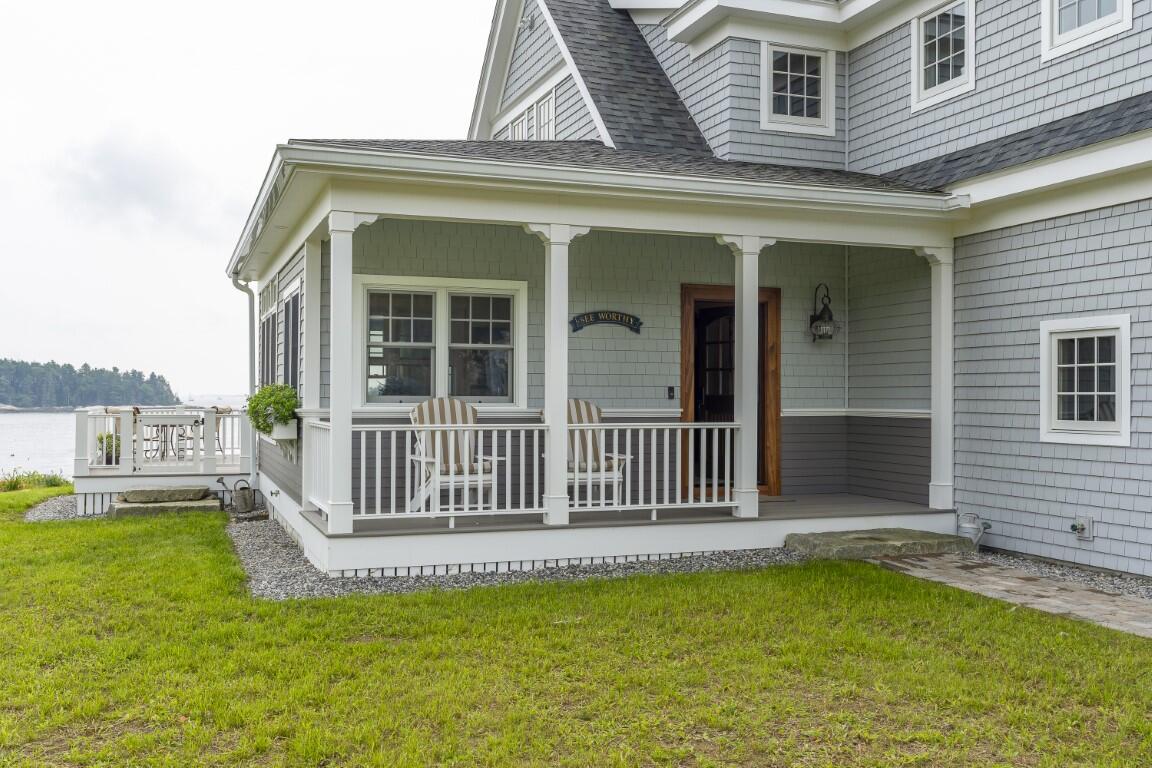 3 Harbor Ledge Lane