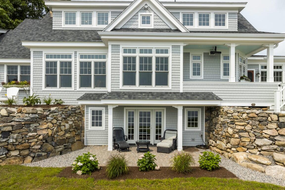 3 Harbor Ledge Lane