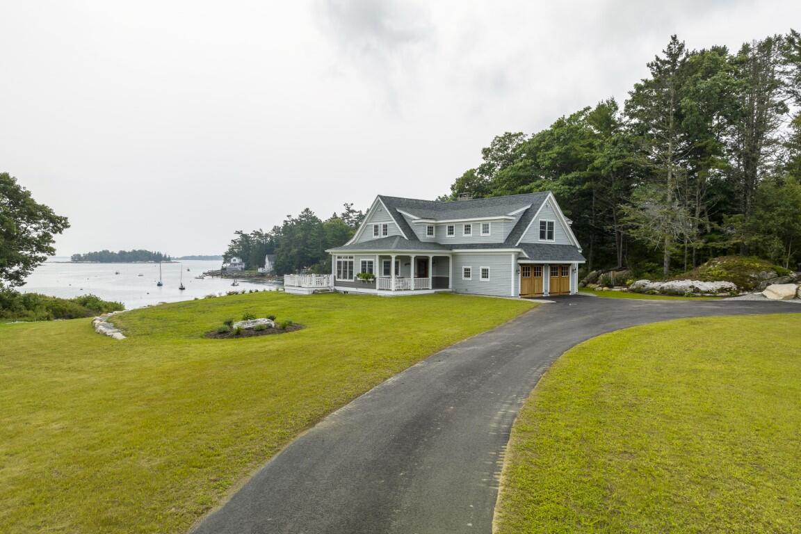 3 Harbor Ledge Lane