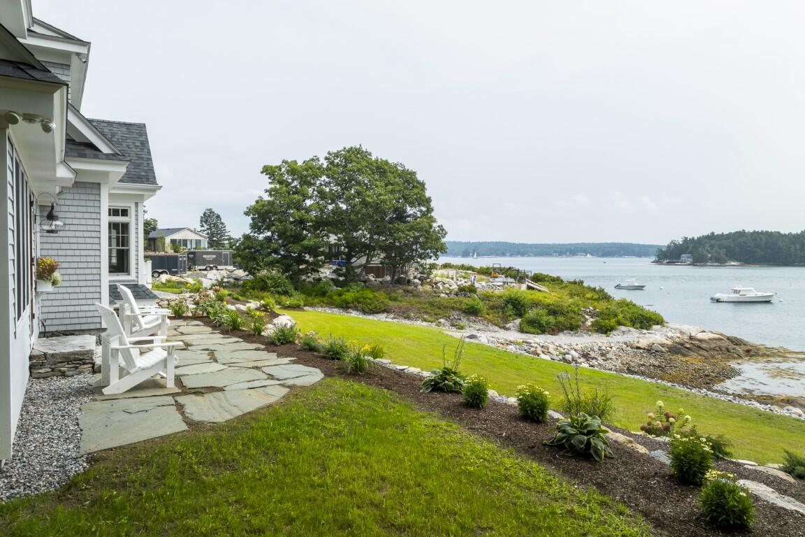 3 Harbor Ledge Lane