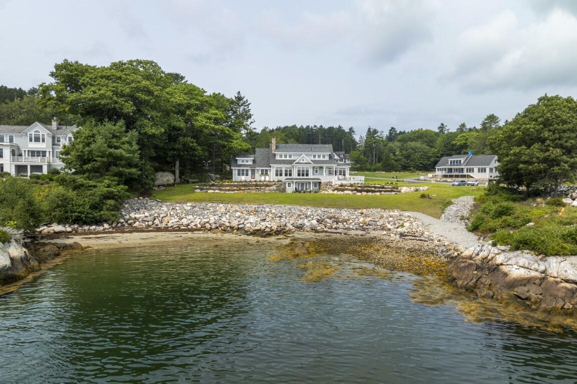 3 Harbor Ledge Lane