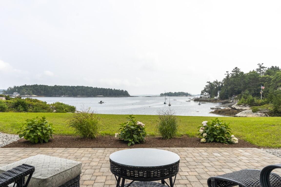 3 Harbor Ledge Lane