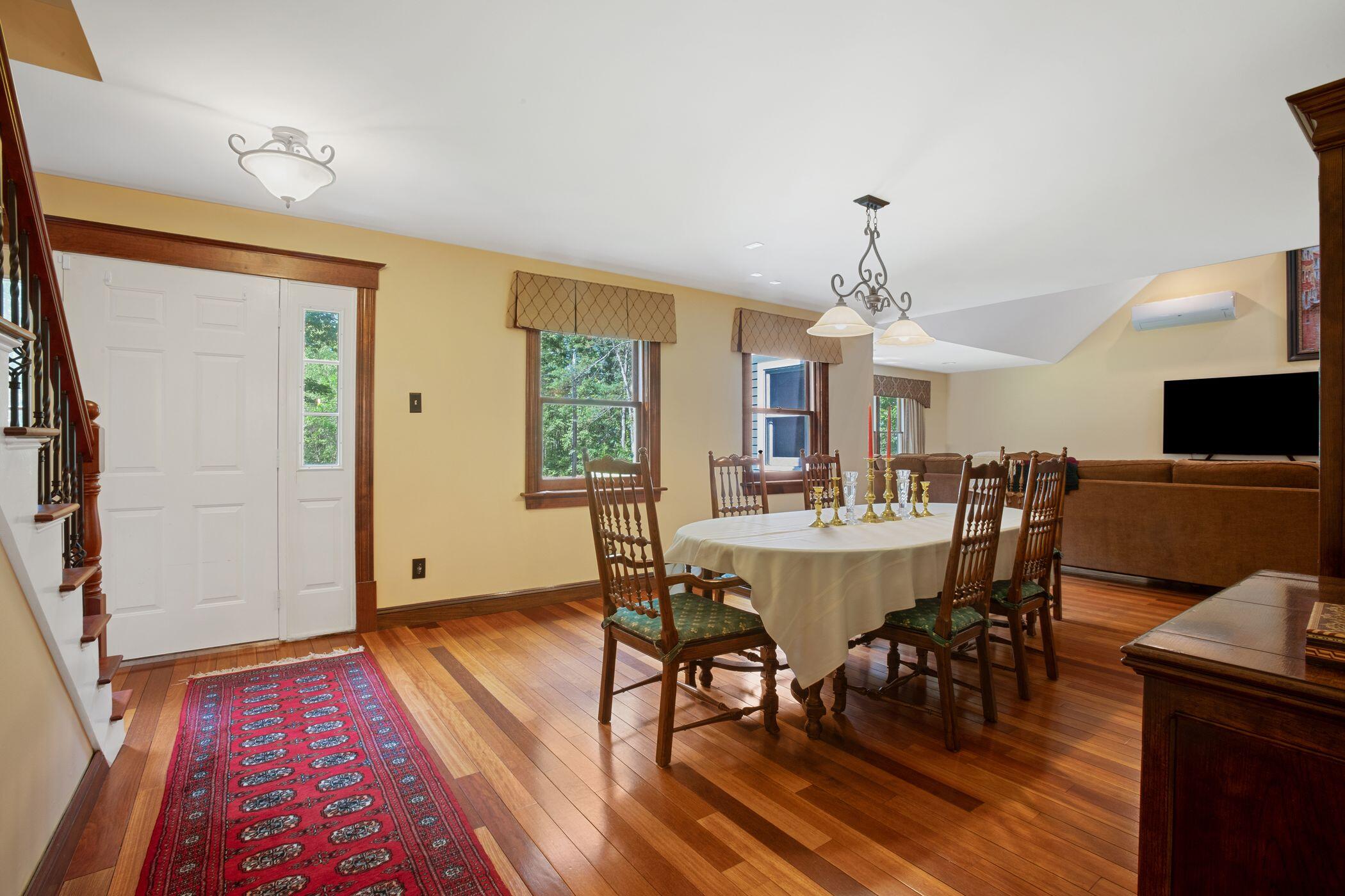 5 Amanda Drive