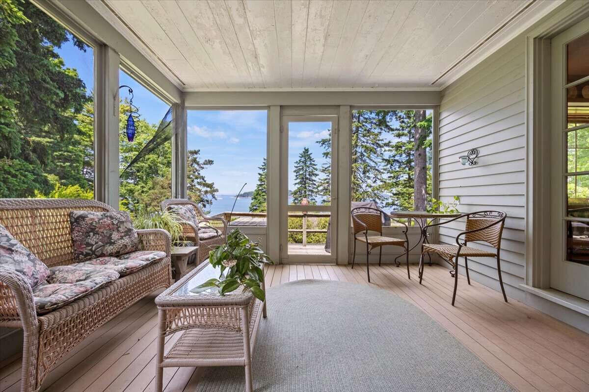 2 Reef Point