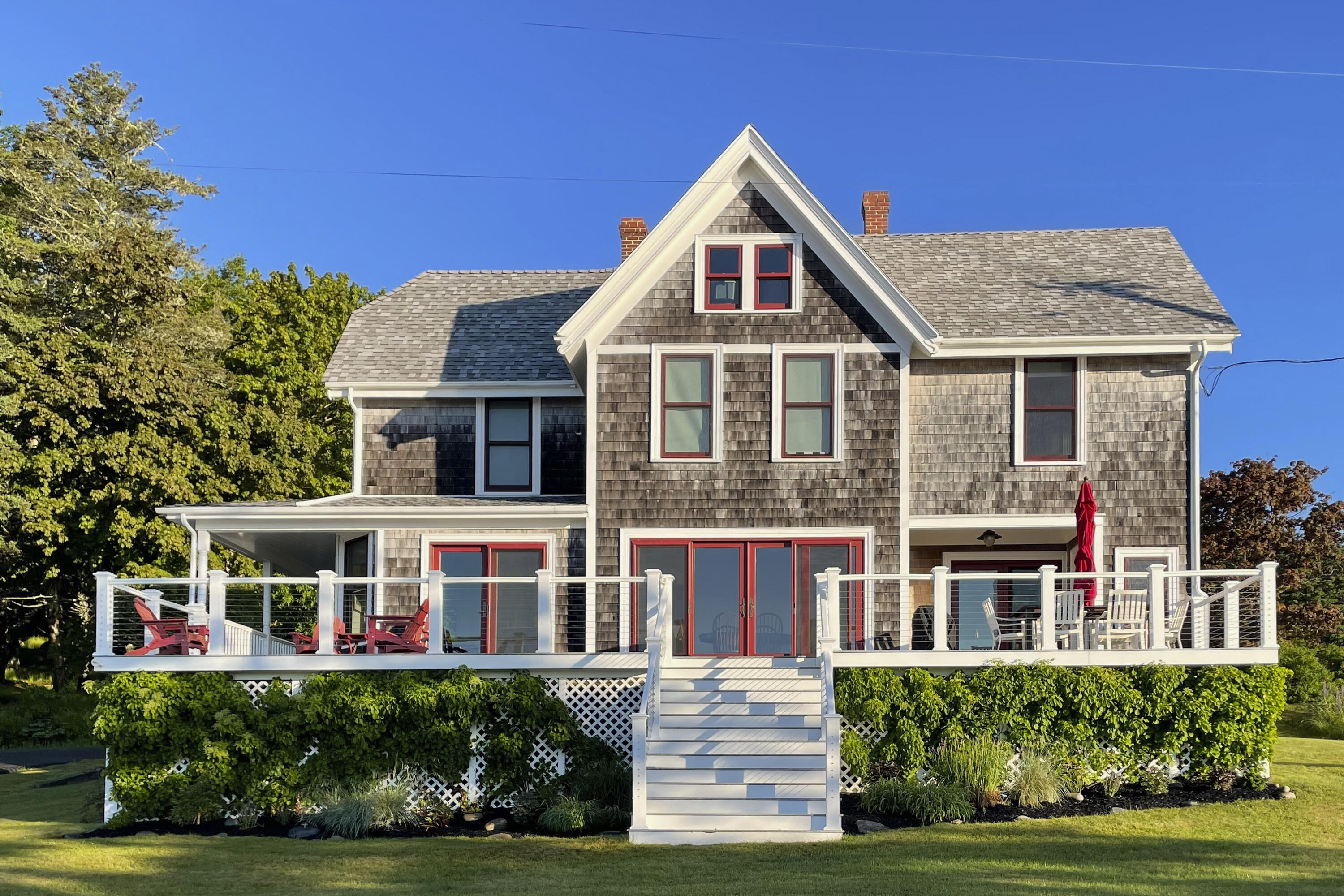 290 Harbor Road