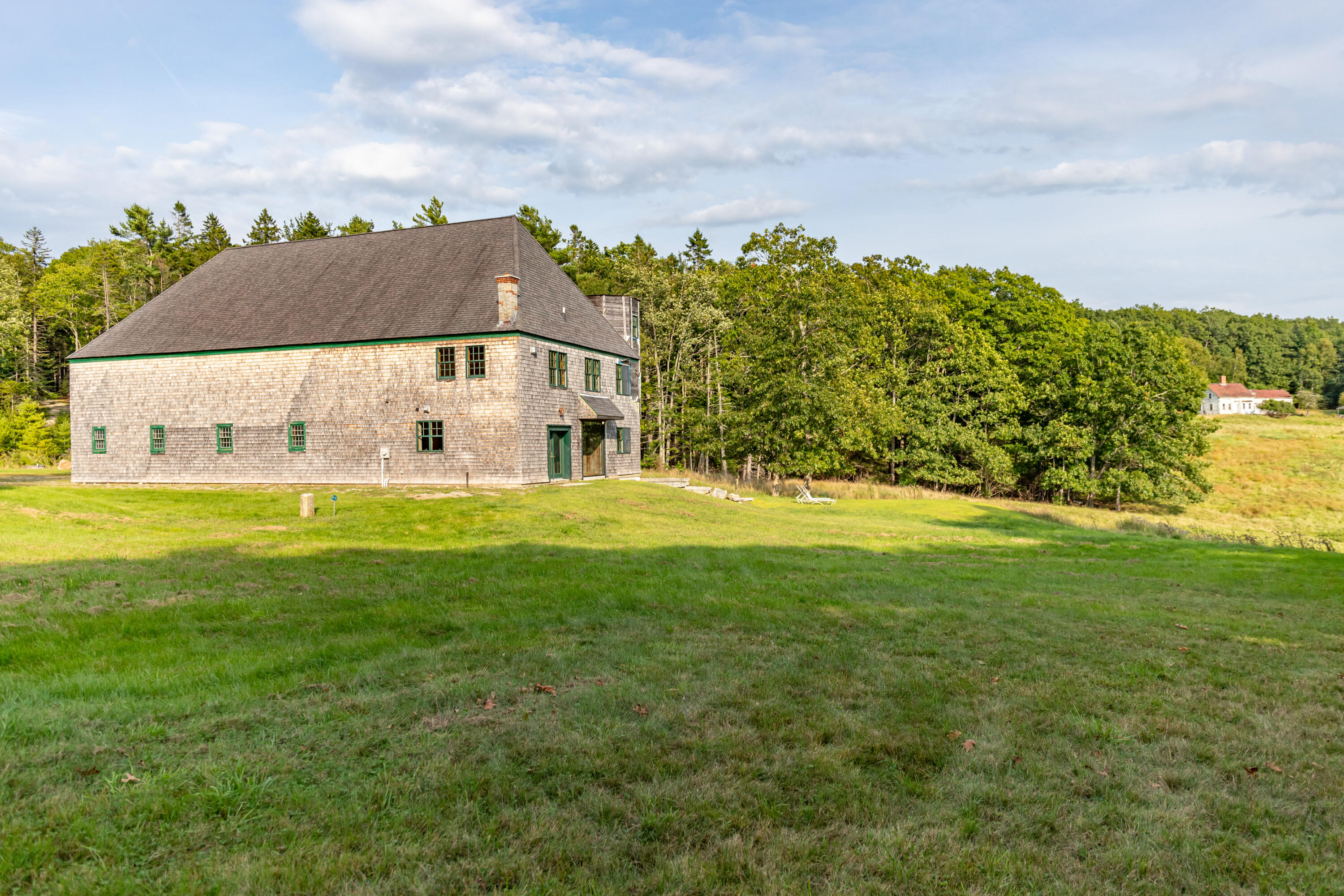 217 West Side Drive