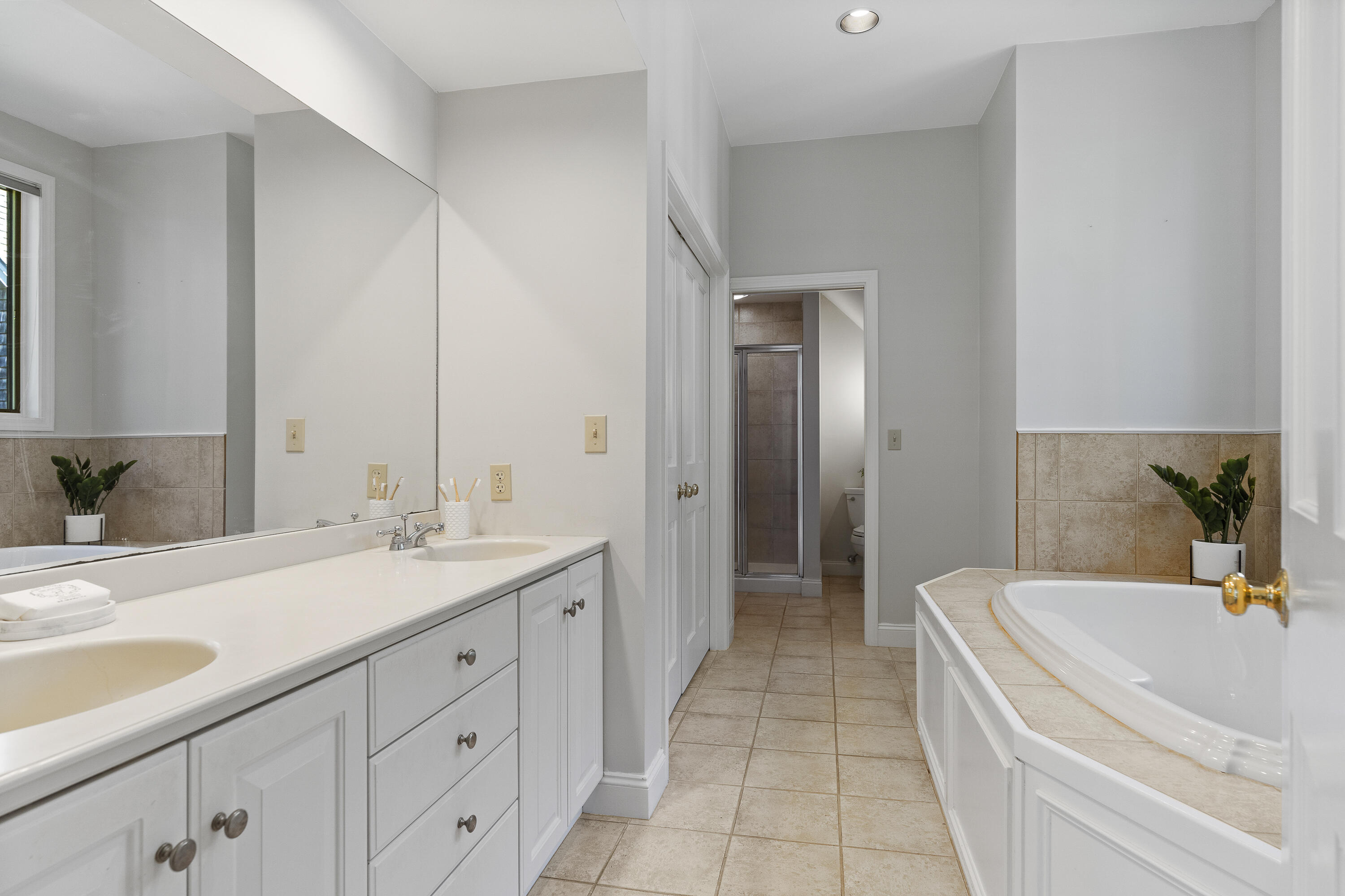 151 Spruce Point Road