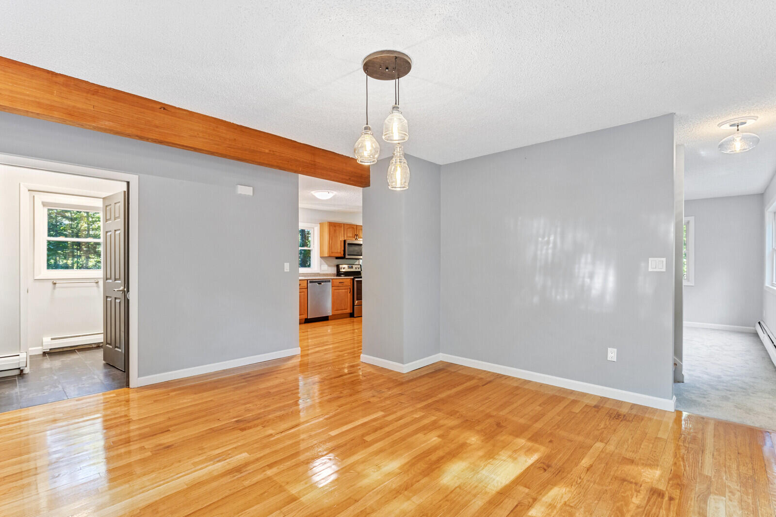 10 Seaport Drive