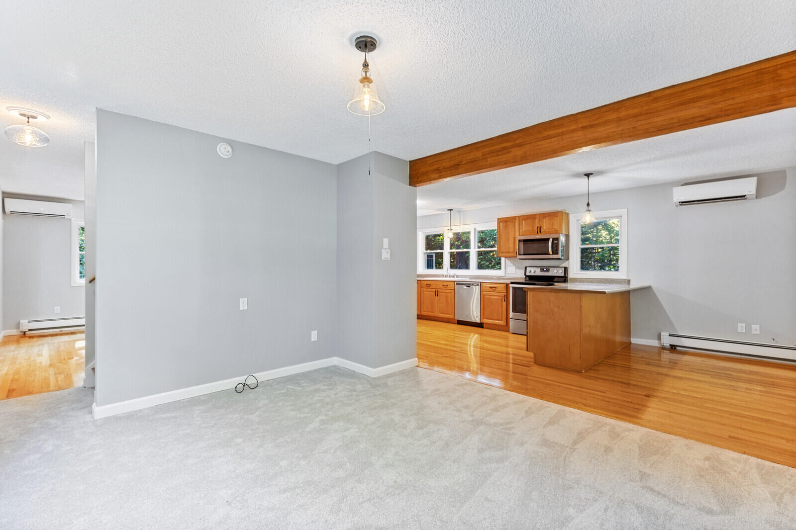 10 Seaport Drive
