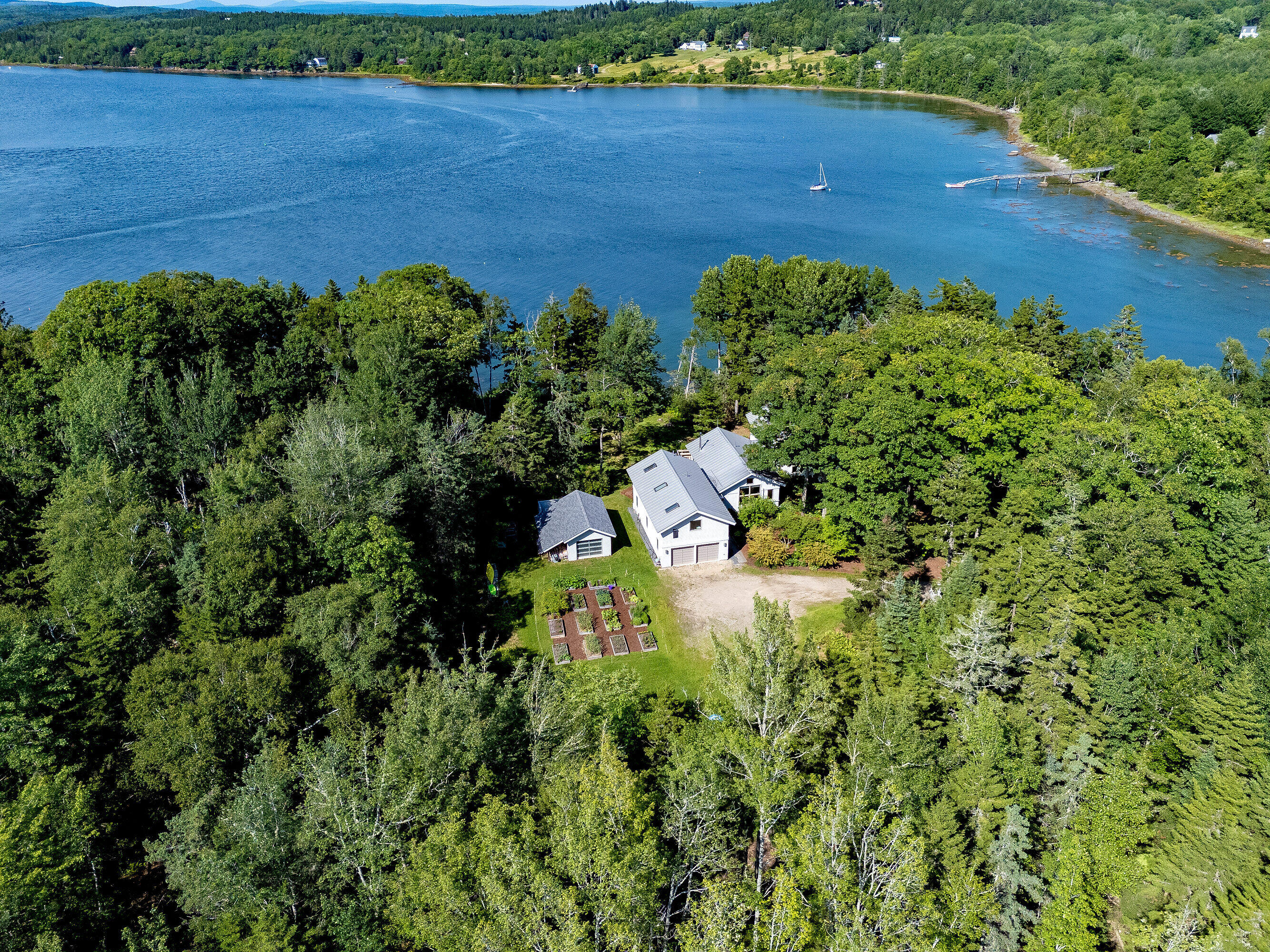 27 Cassatt Road