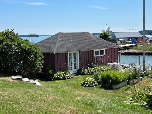 17 Seabreeze Avenue