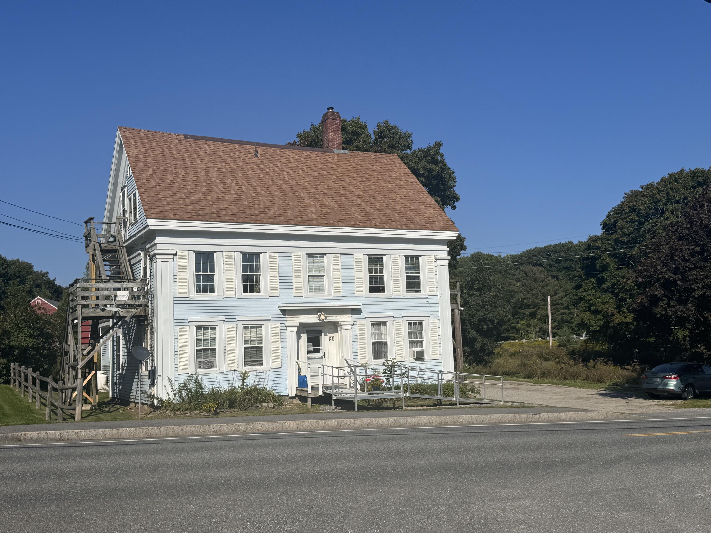 35 Academy Hill Street