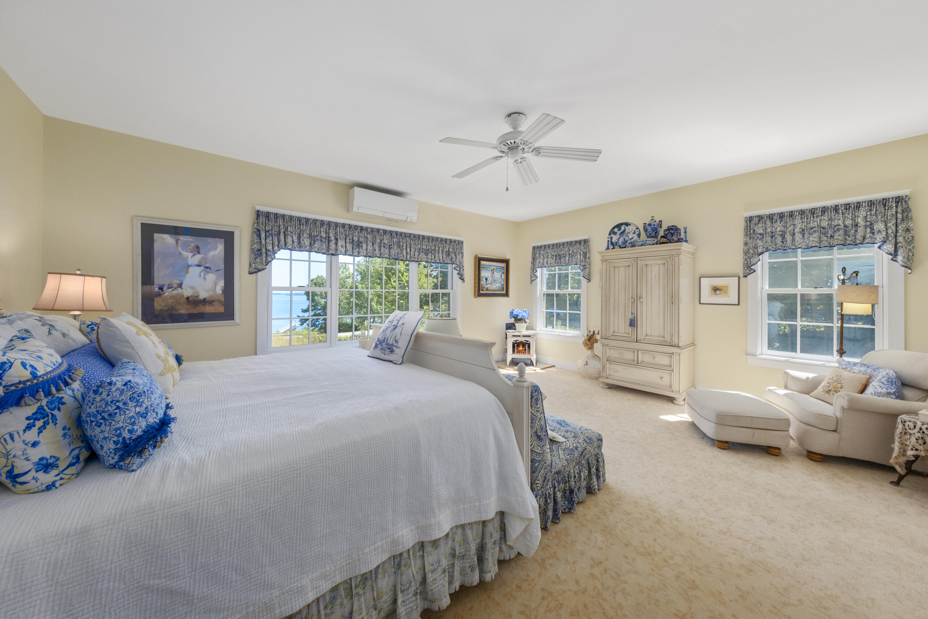 61 Catching Cove Road