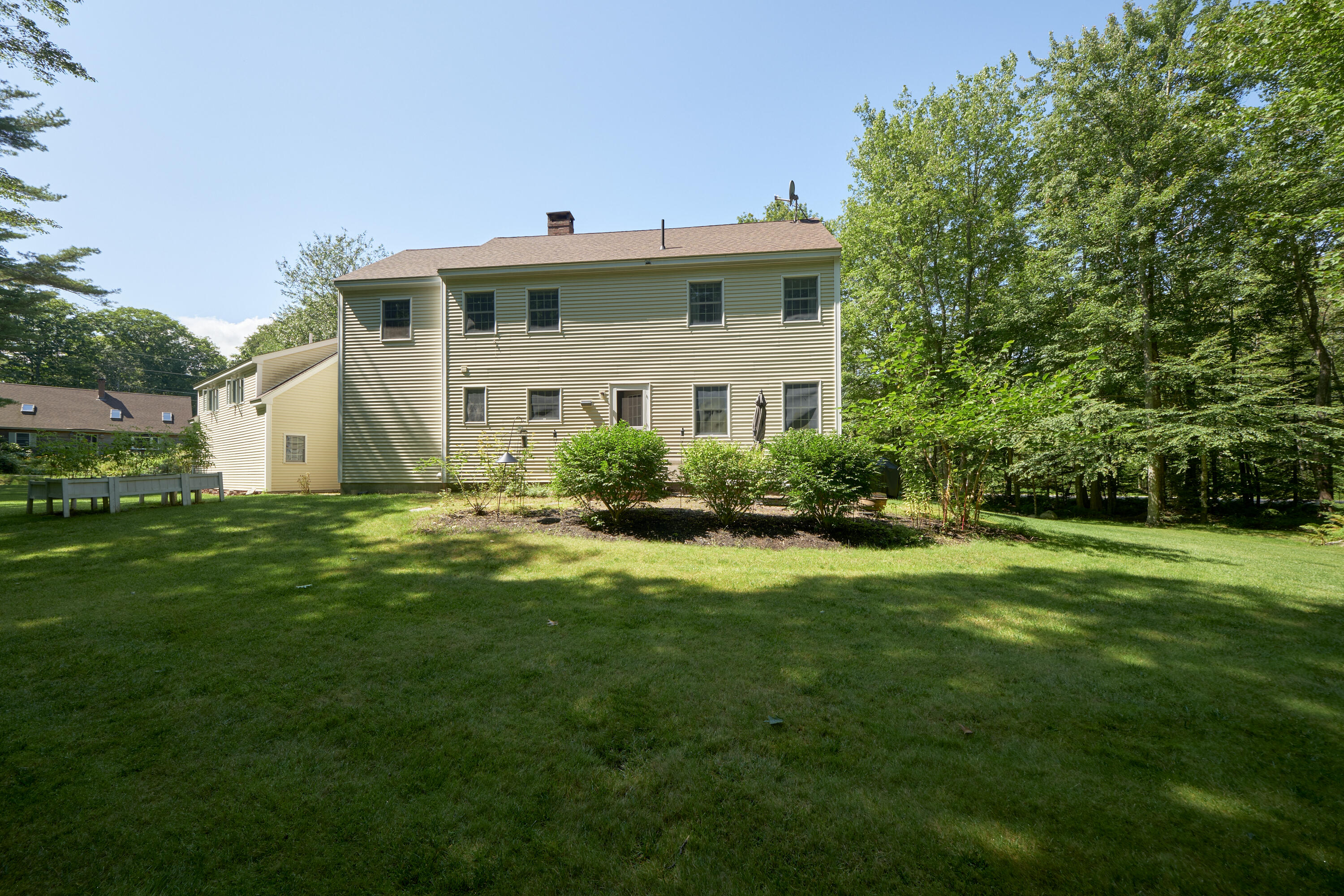 27 Pleasant Ridge Drive