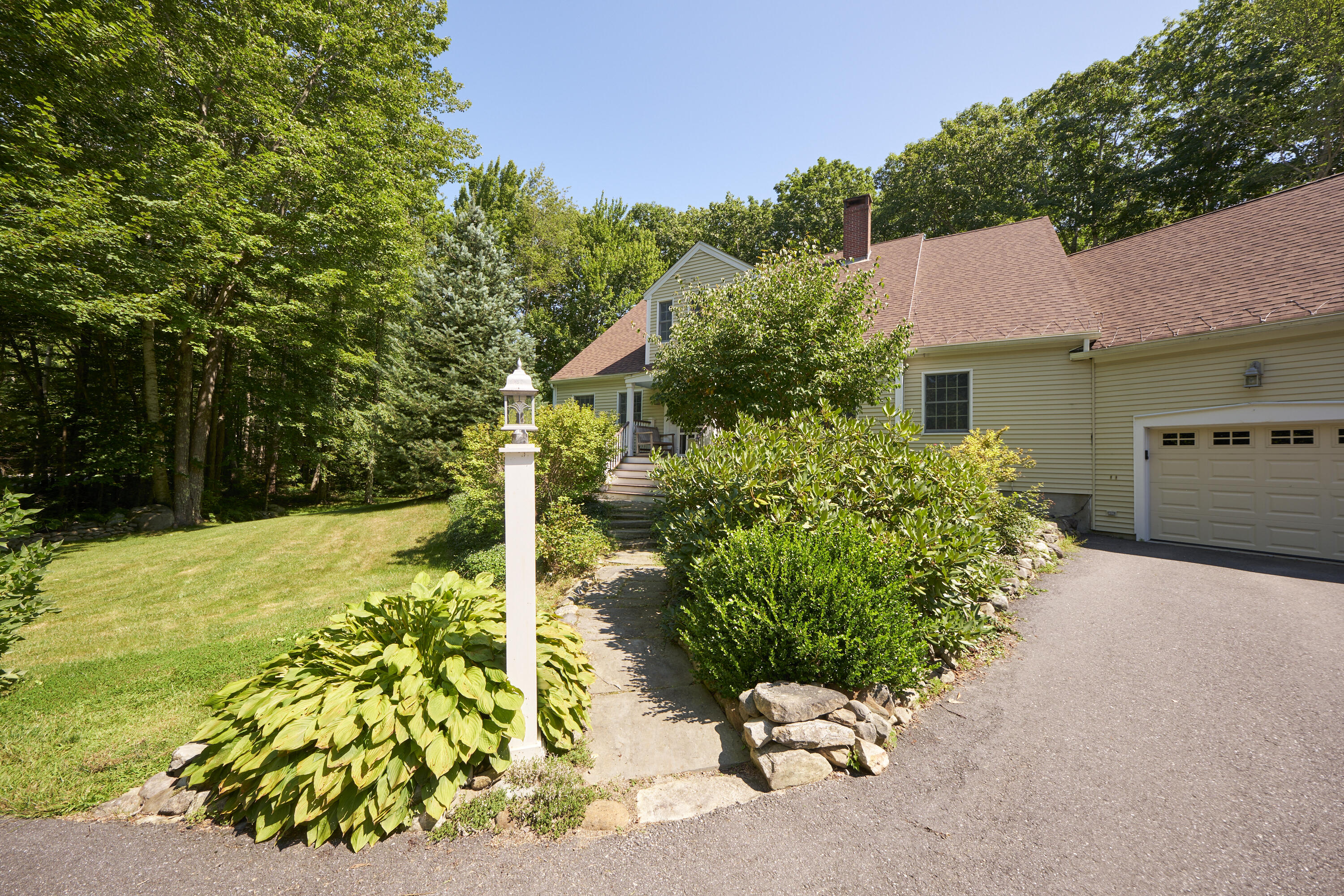 27 Pleasant Ridge Drive