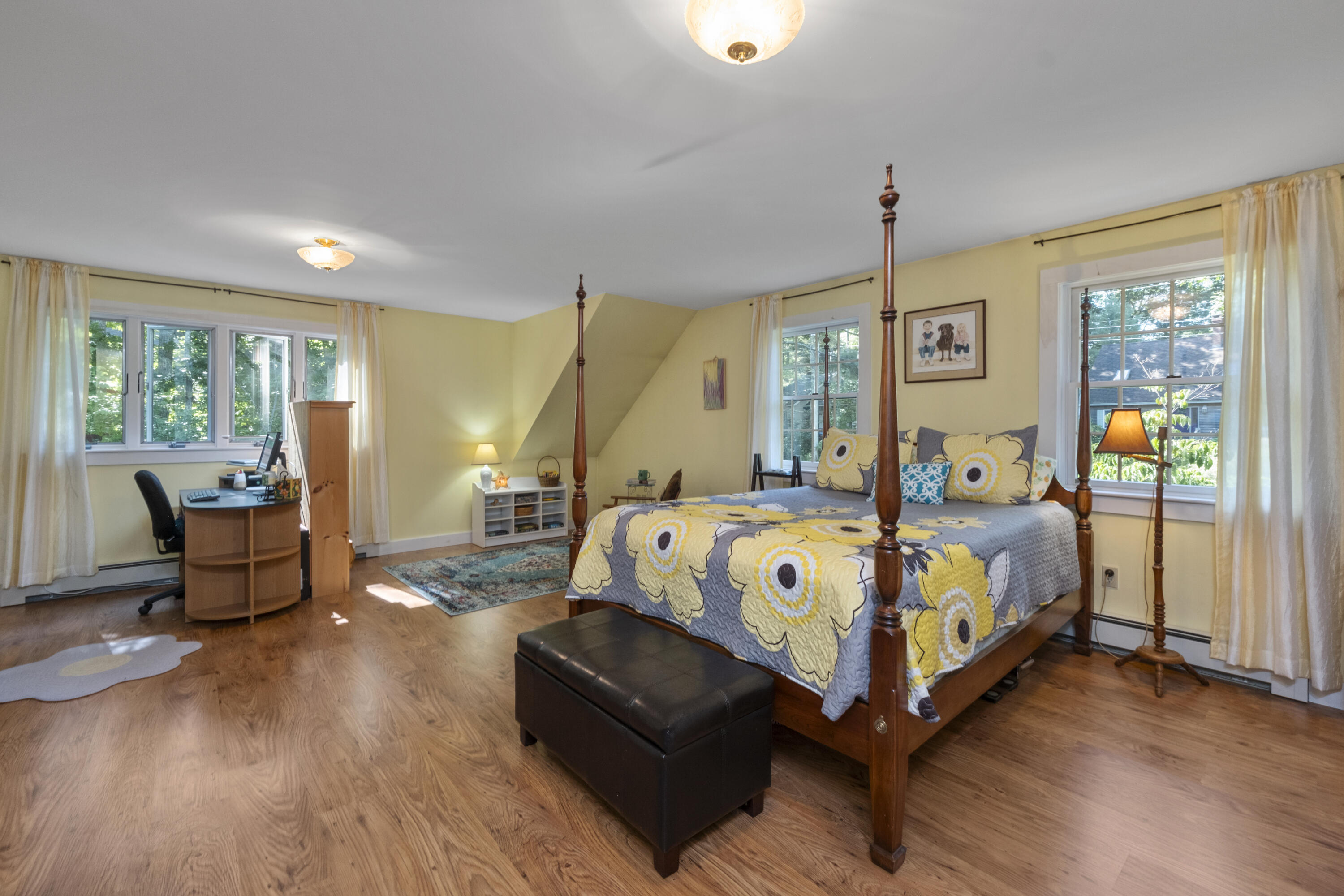 27 Pleasant Ridge Drive