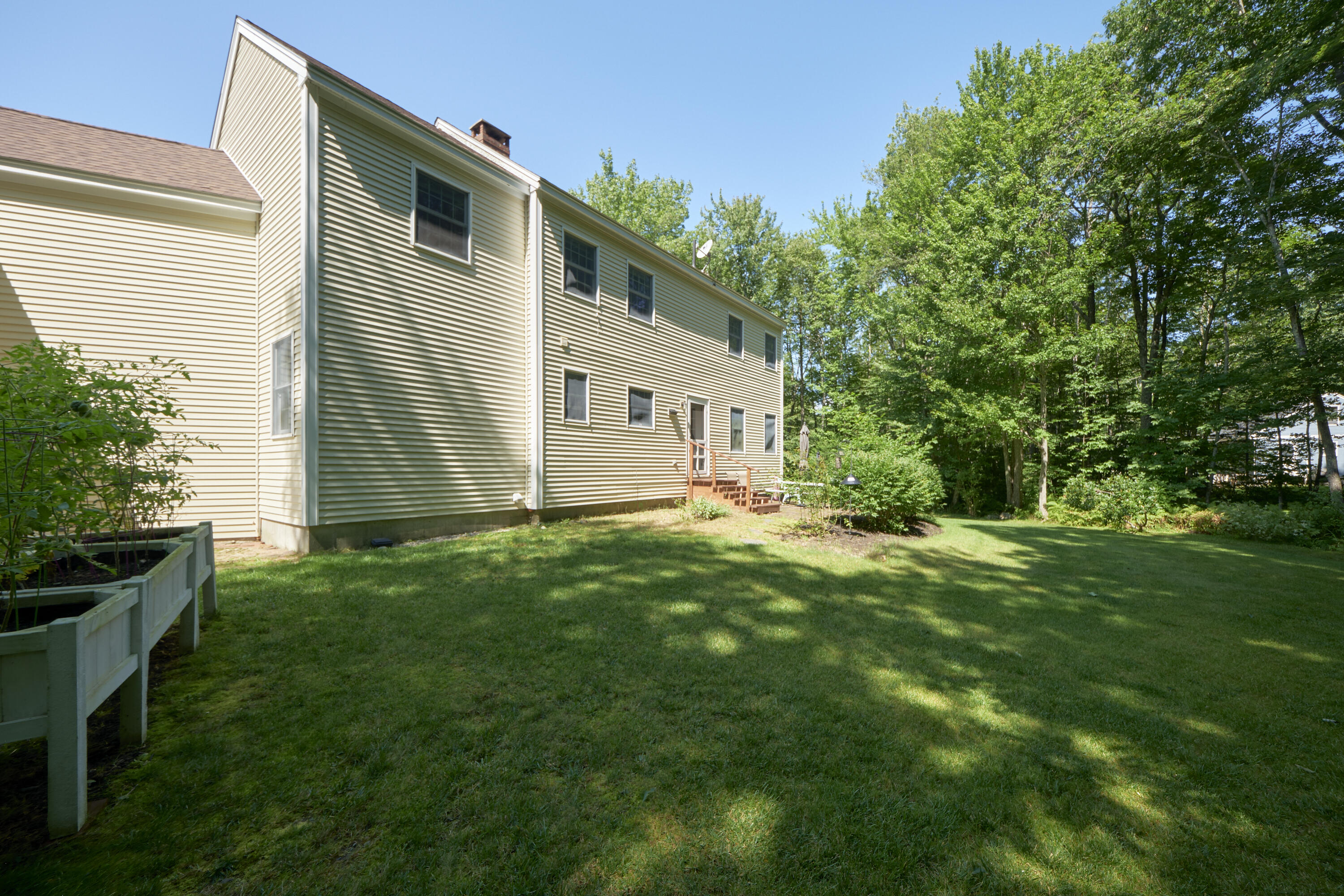 27 Pleasant Ridge Drive