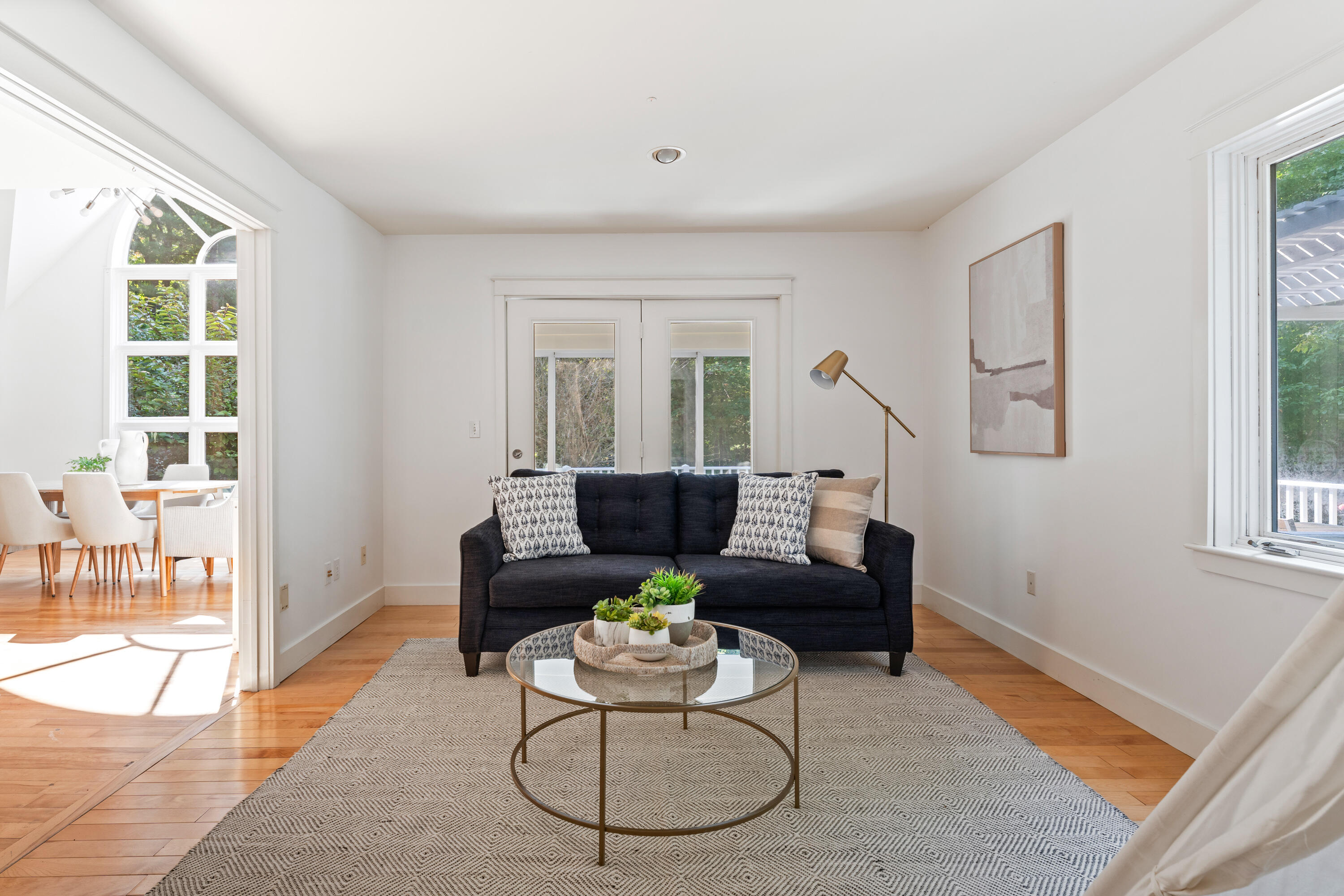 6 Rosewood Drive