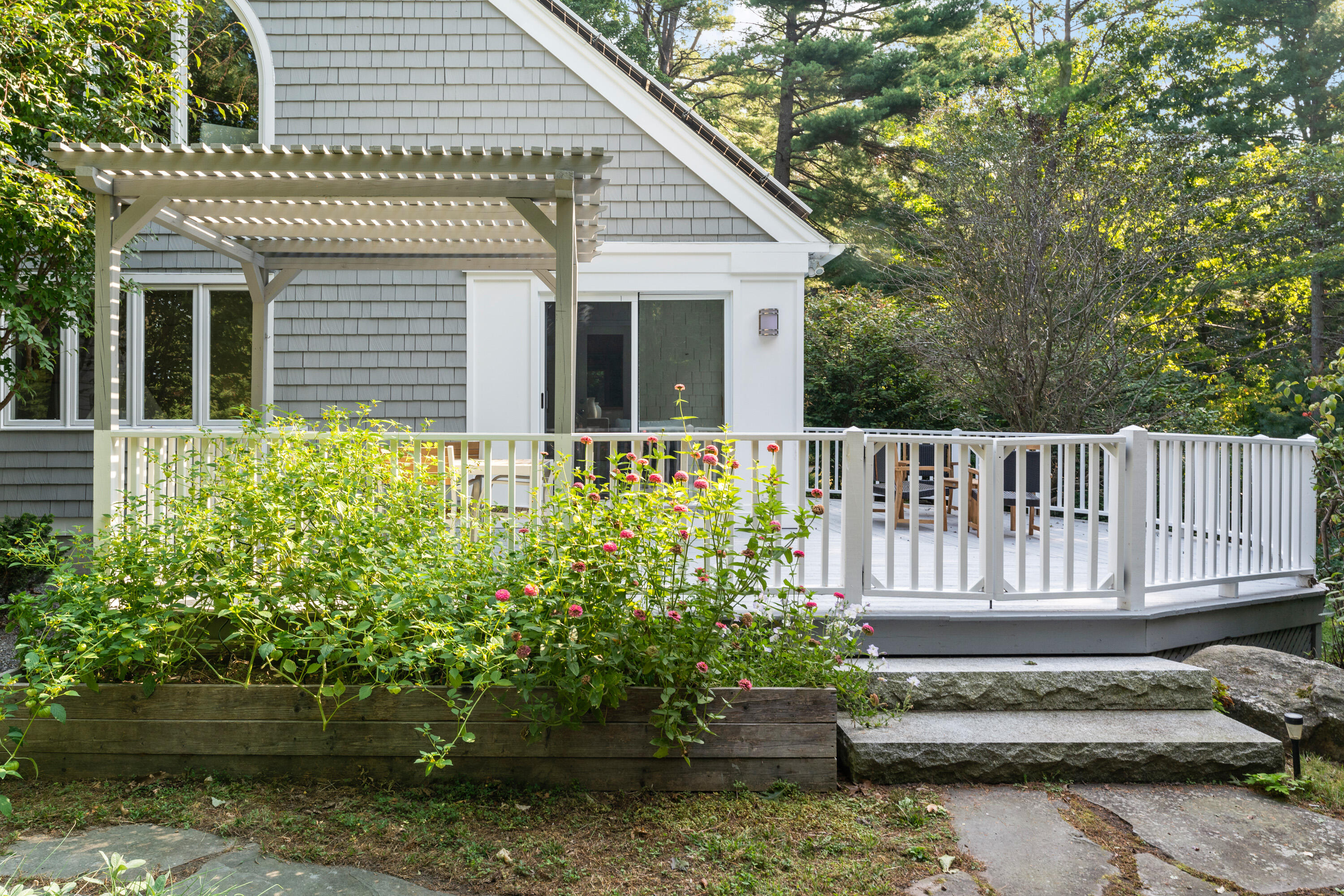 6 Rosewood Drive