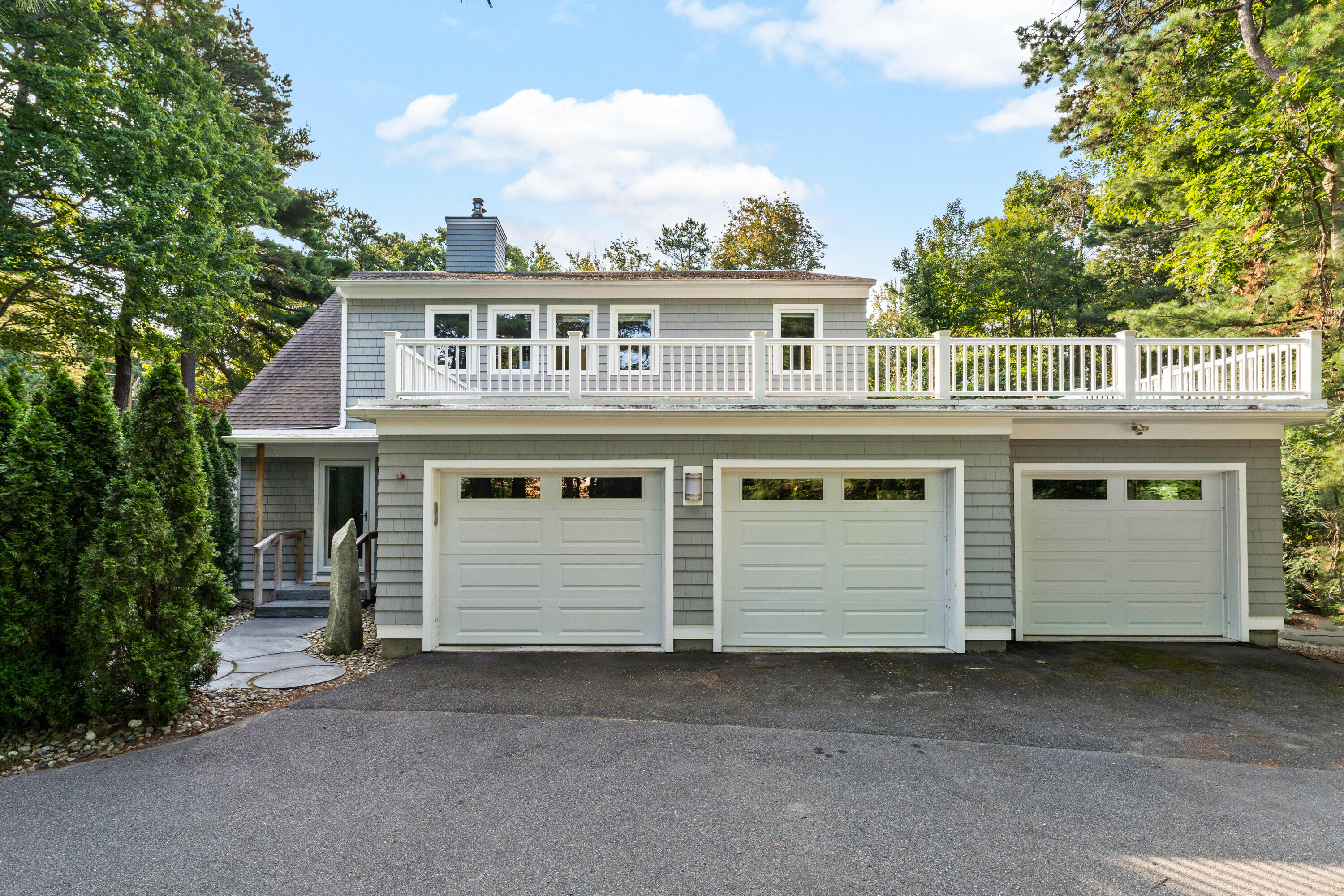 6 Rosewood Drive