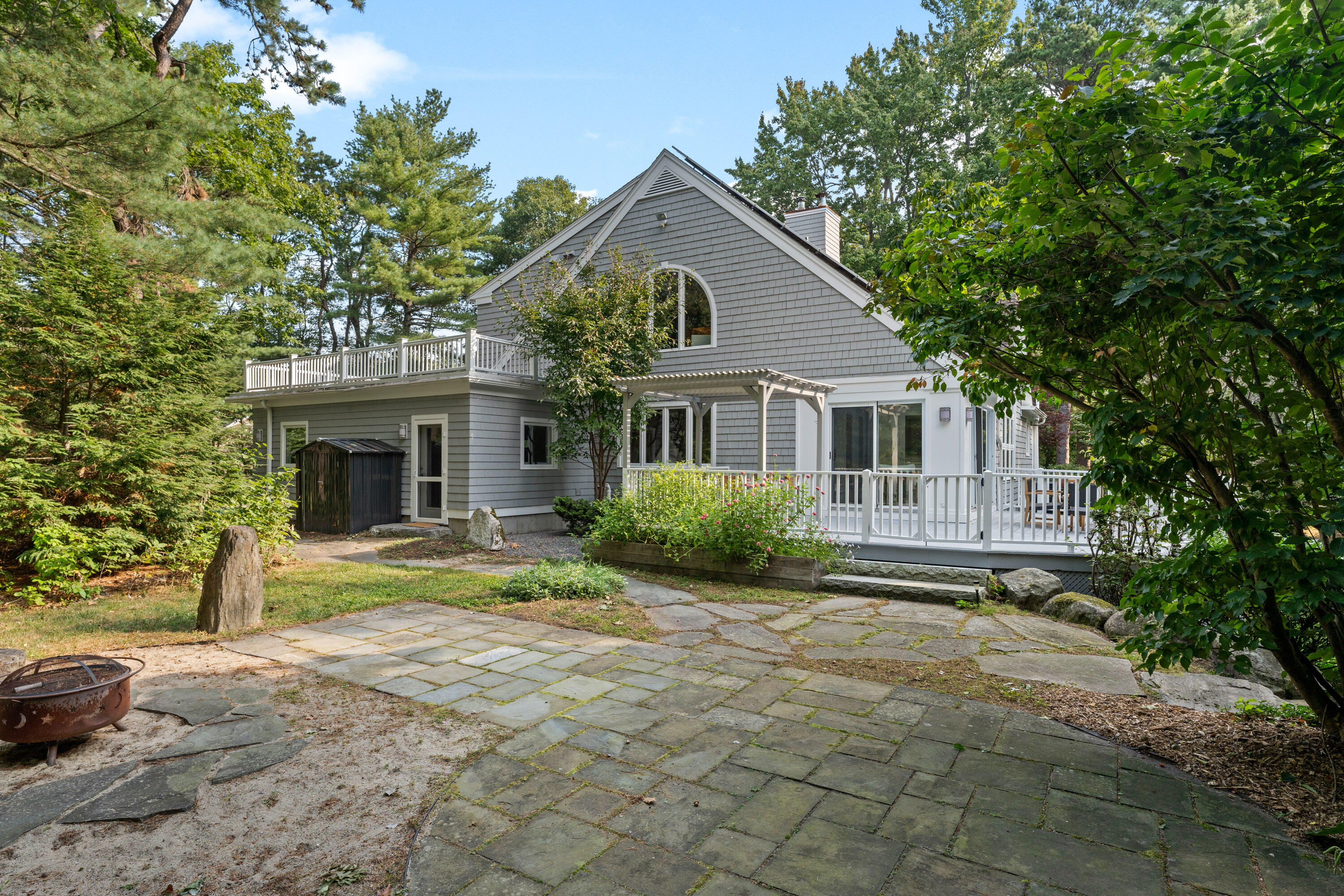 6 Rosewood Drive