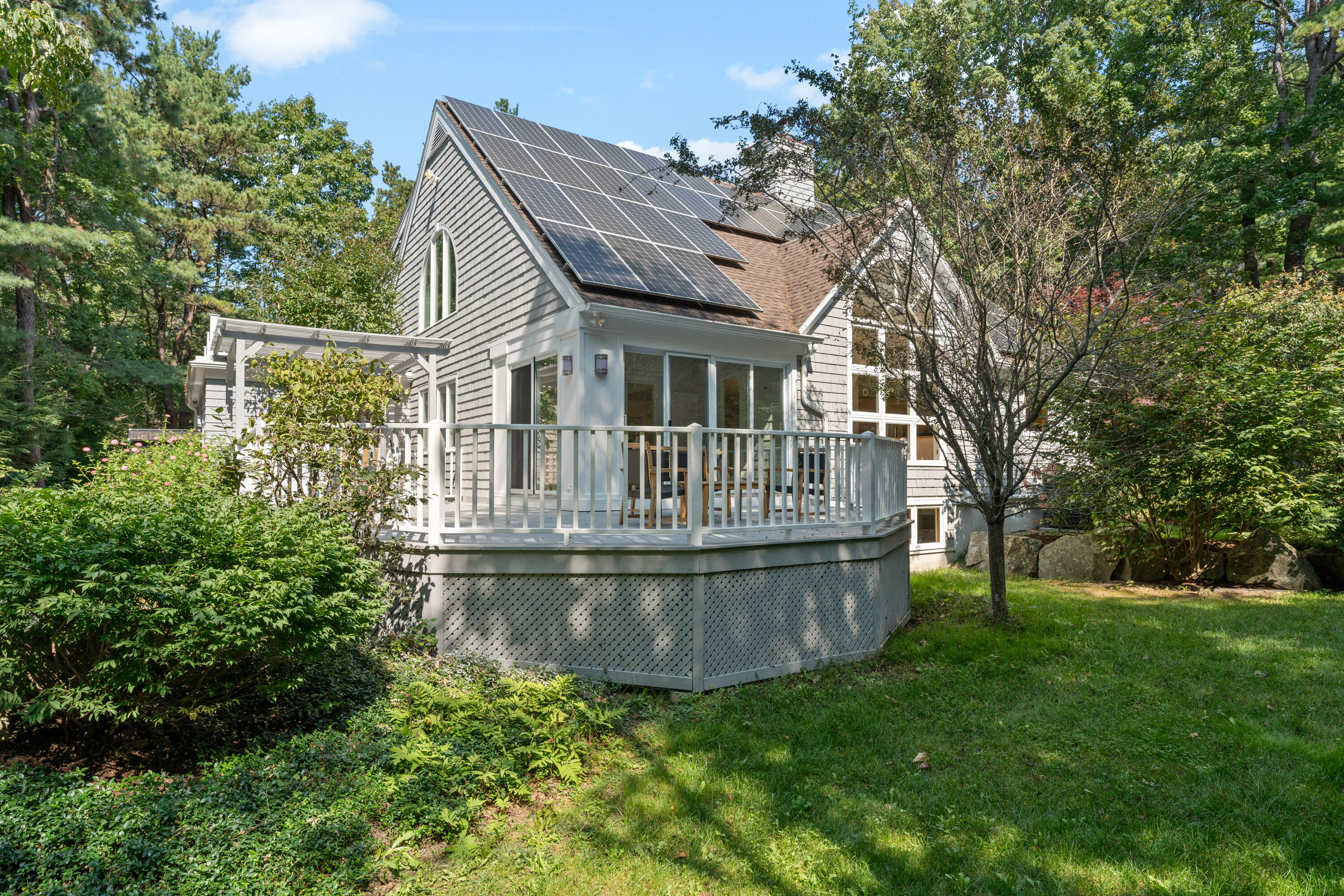 6 Rosewood Drive