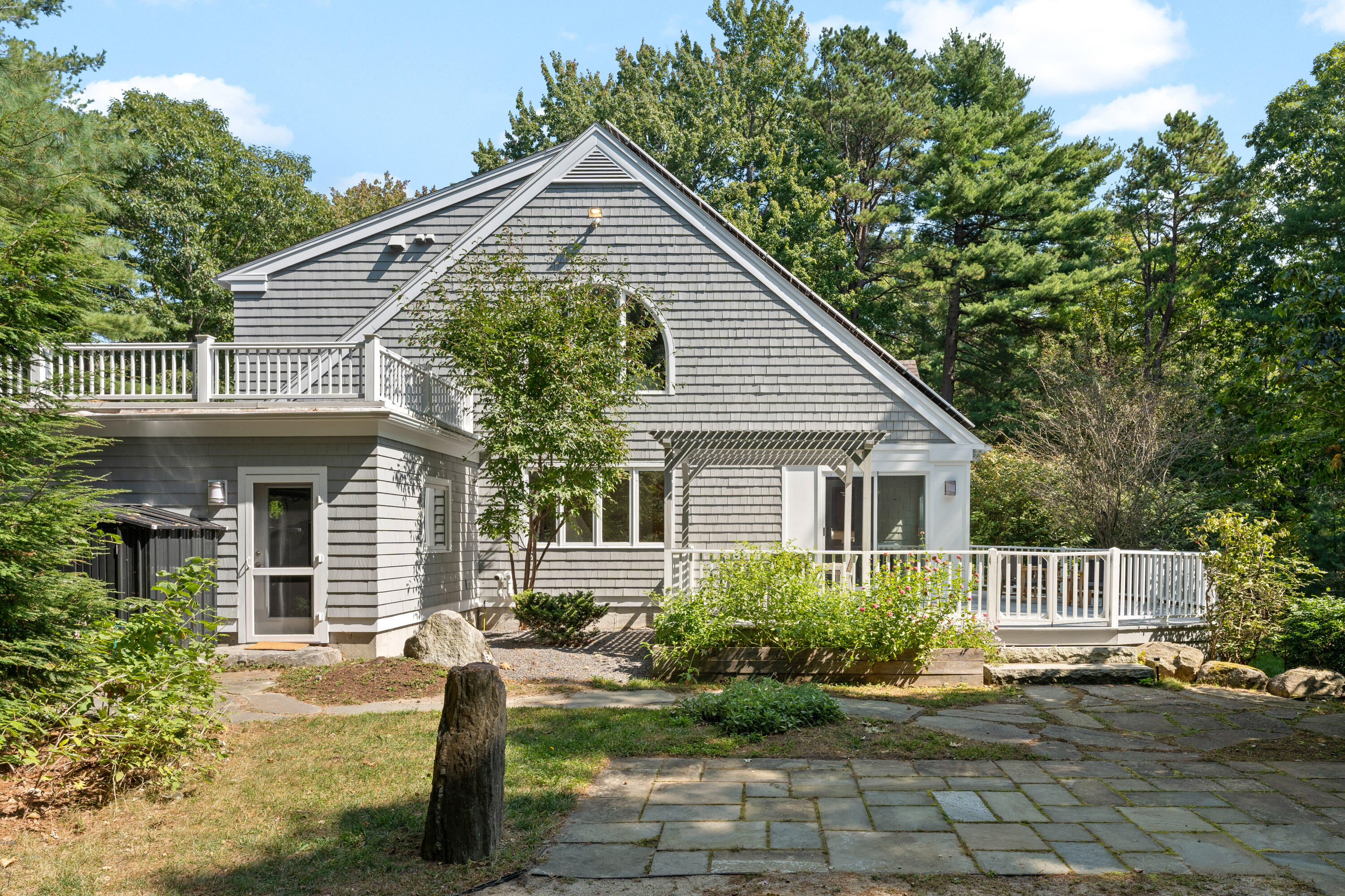 6 Rosewood Drive