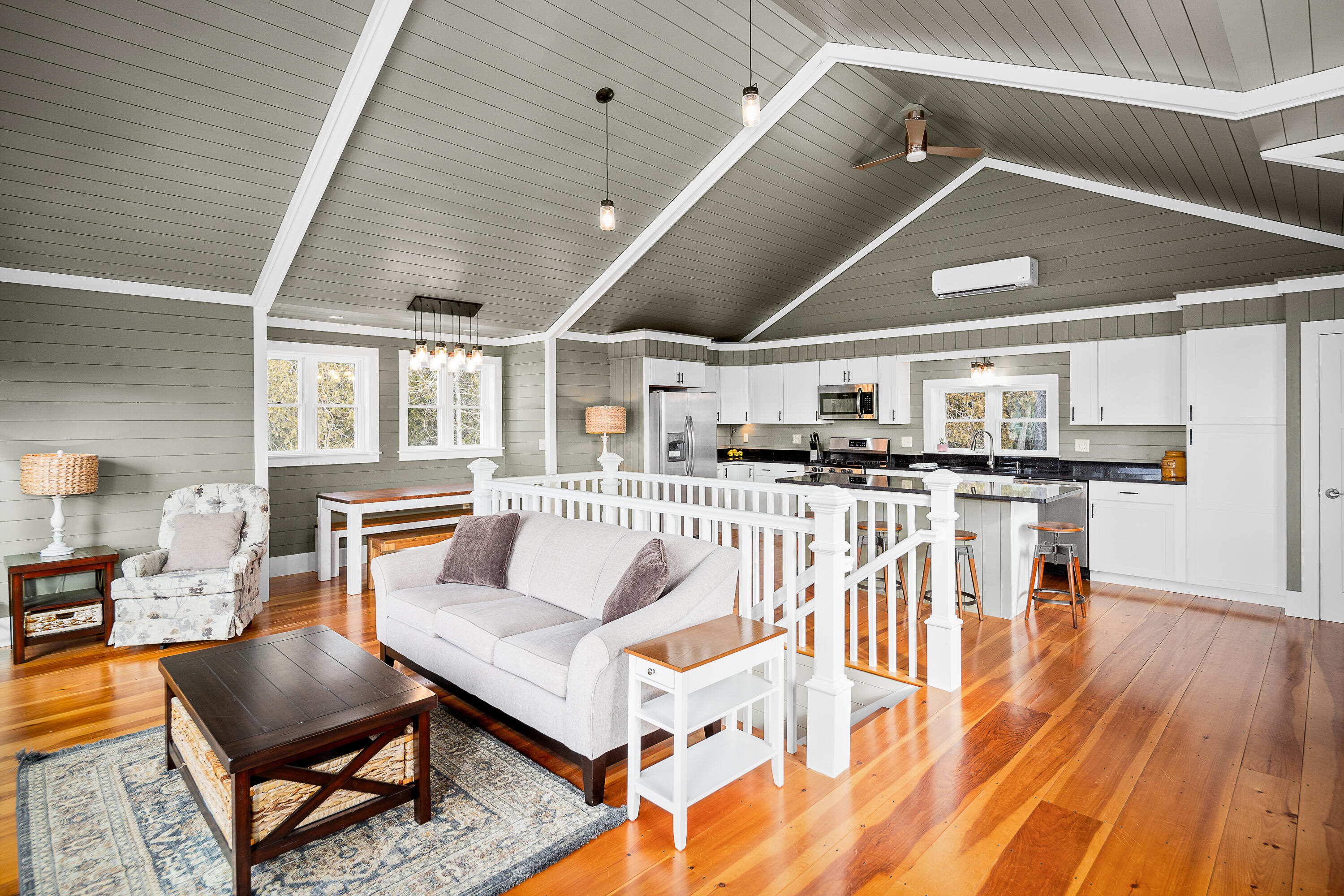 35 Soaring Eagle Point Road