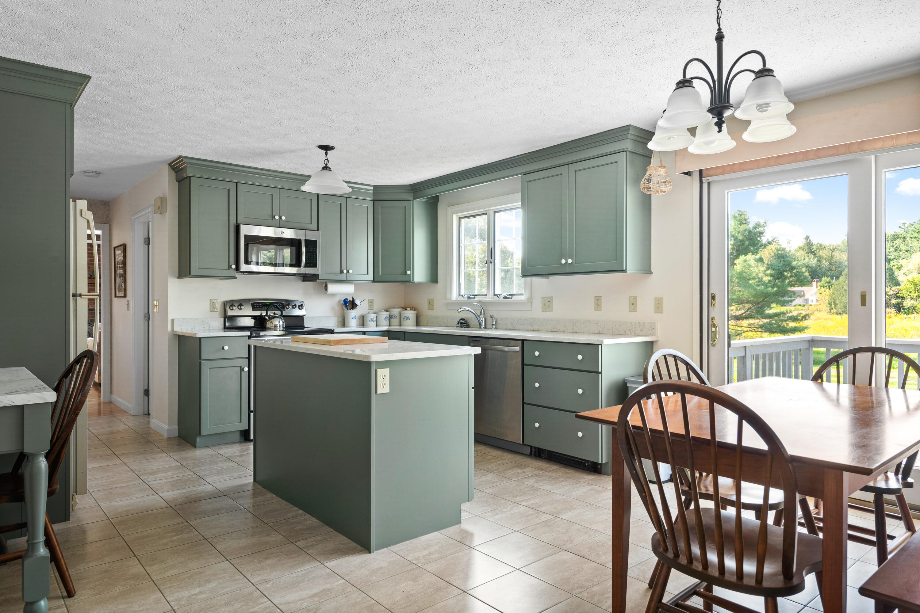 25 Thornhurst Road