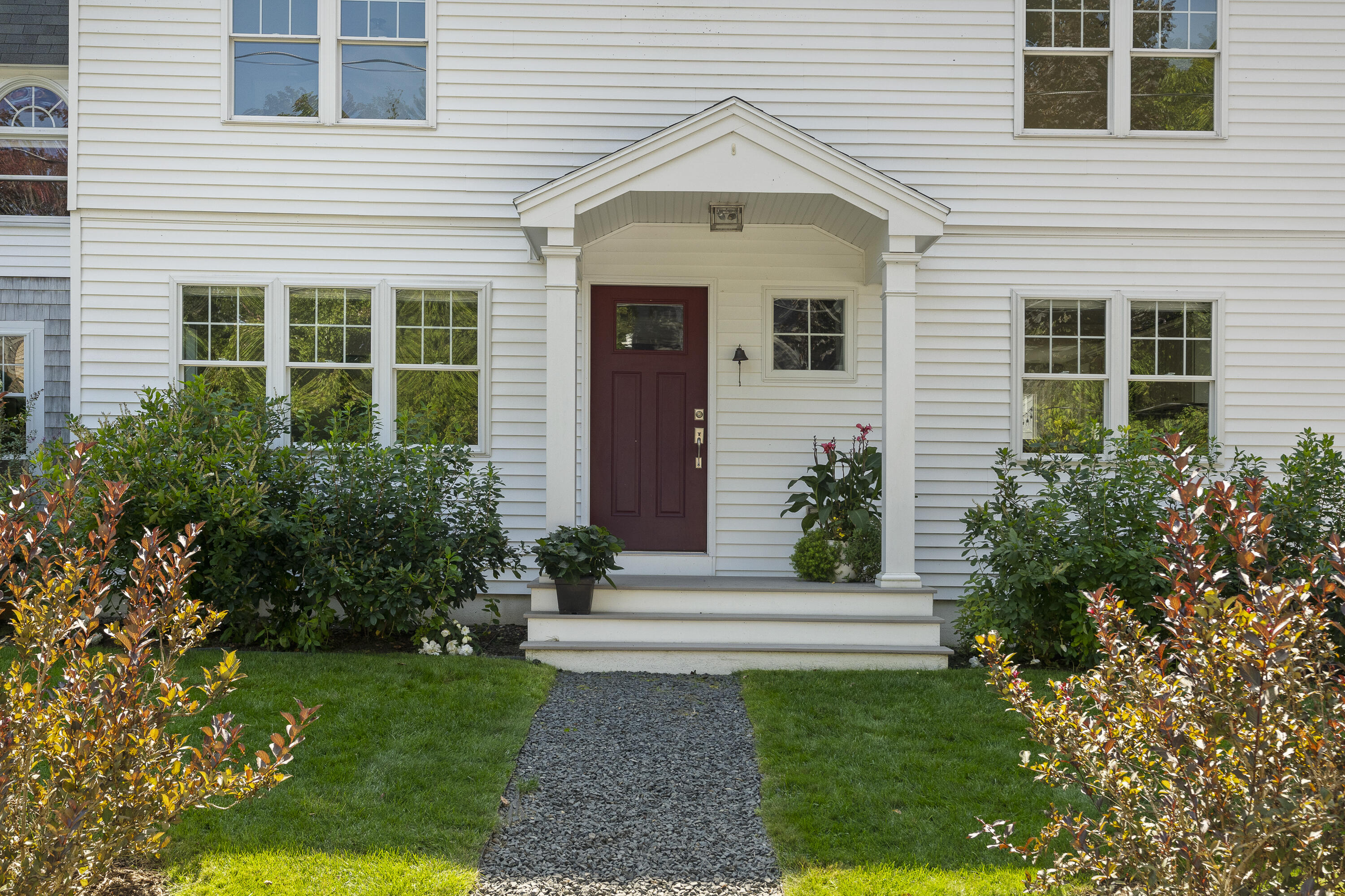 32 Beach Bluff Terrace