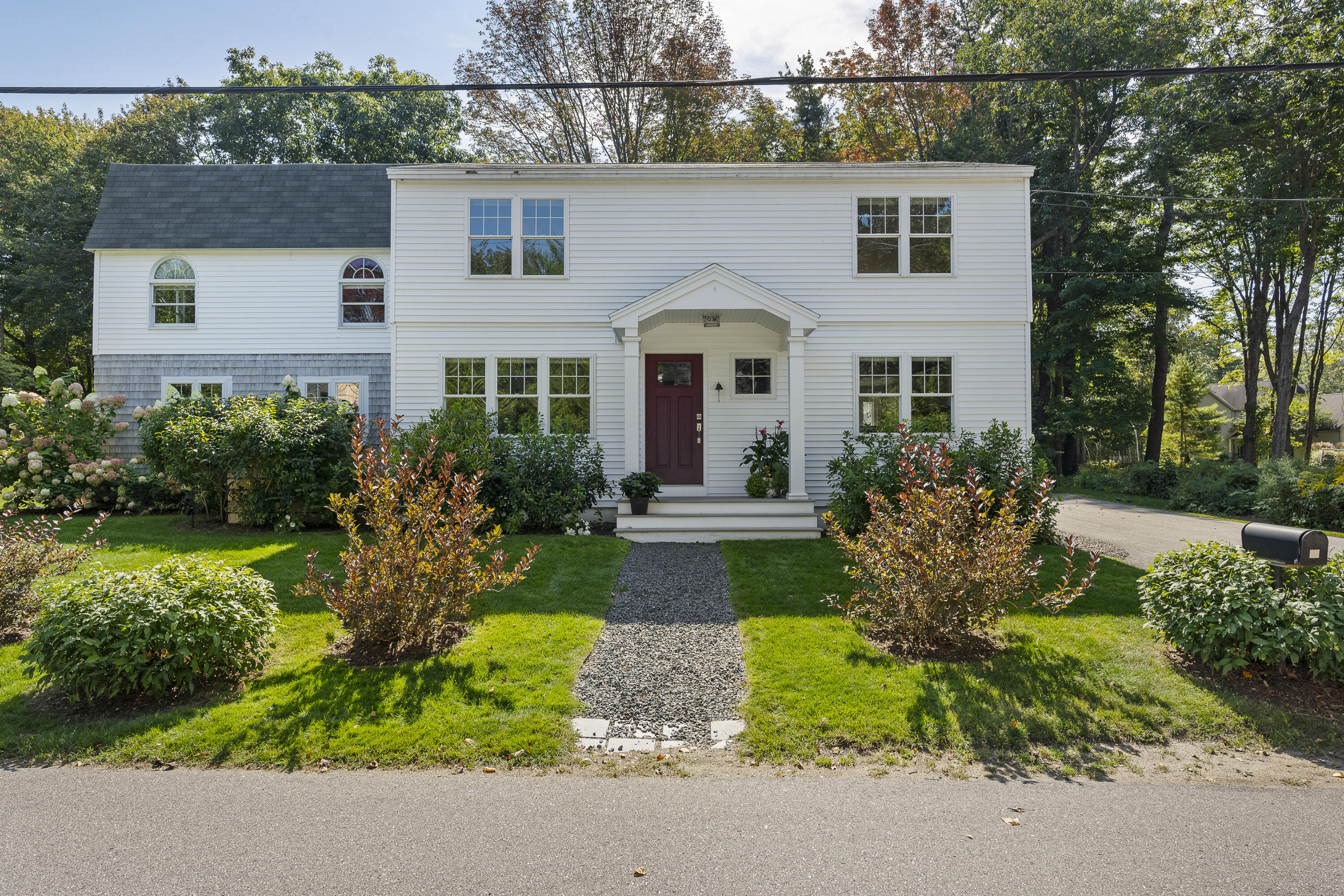 32 Beach Bluff Terrace