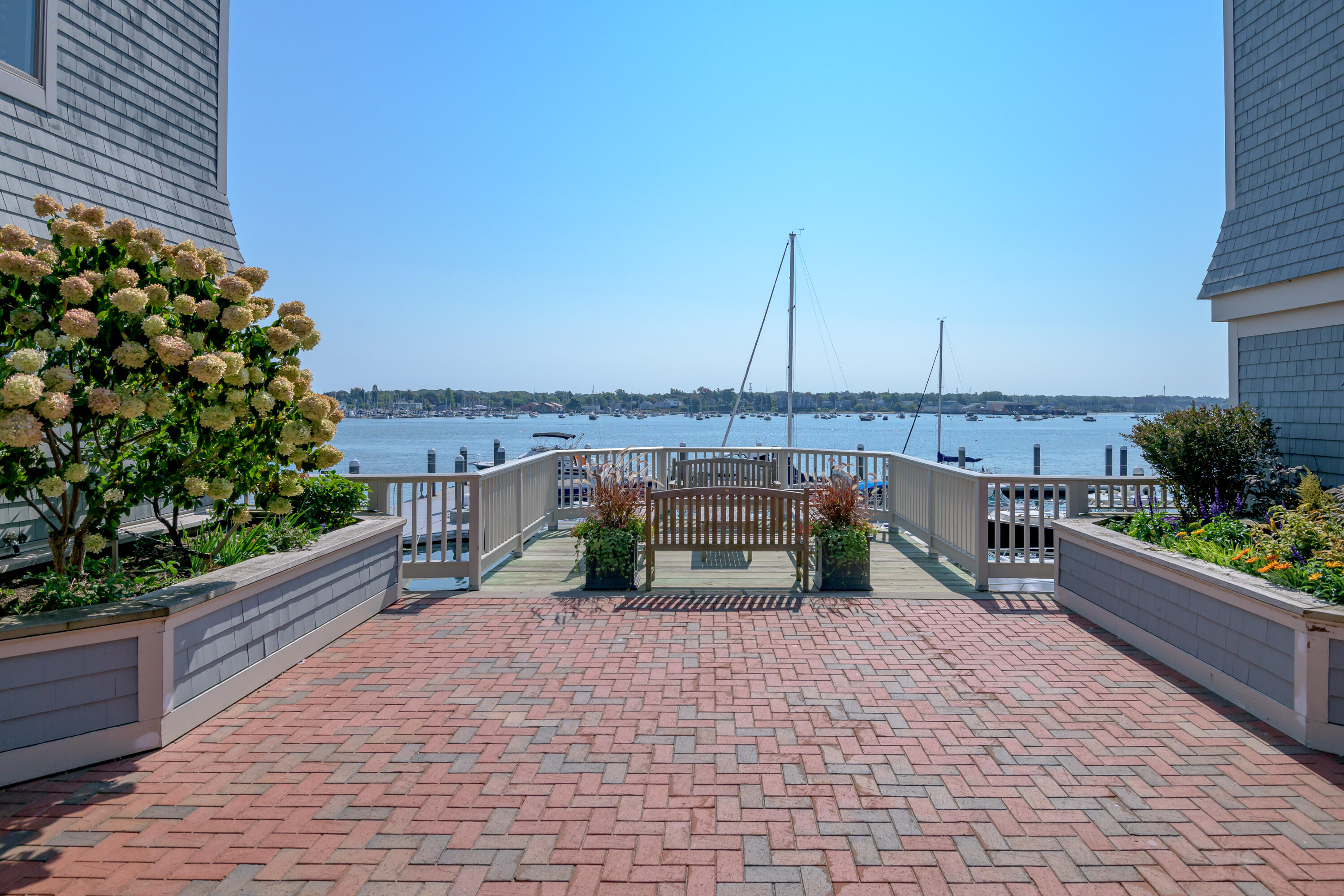 103 Chandlers Wharf 103