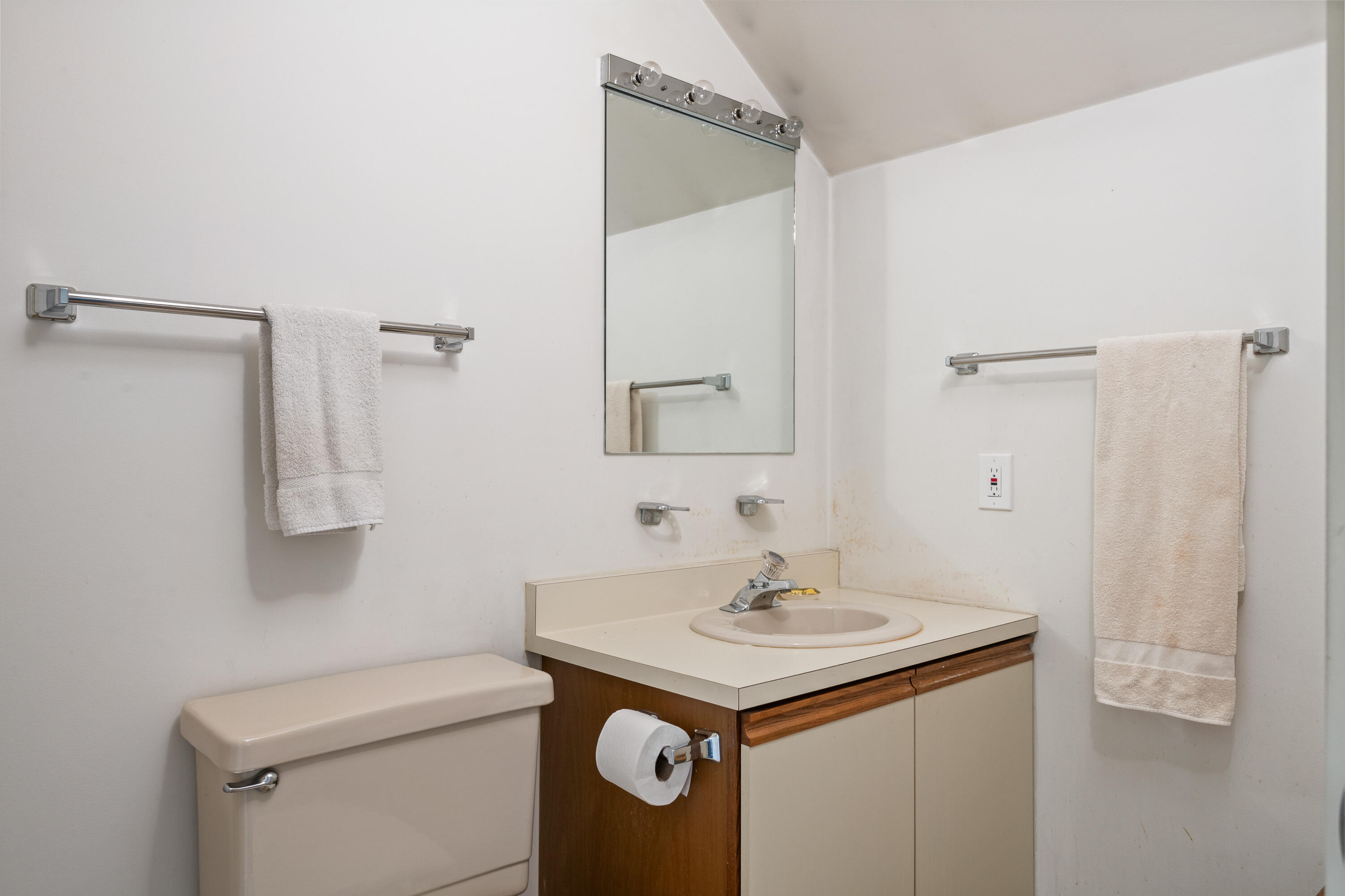 103 Chandlers Wharf 103