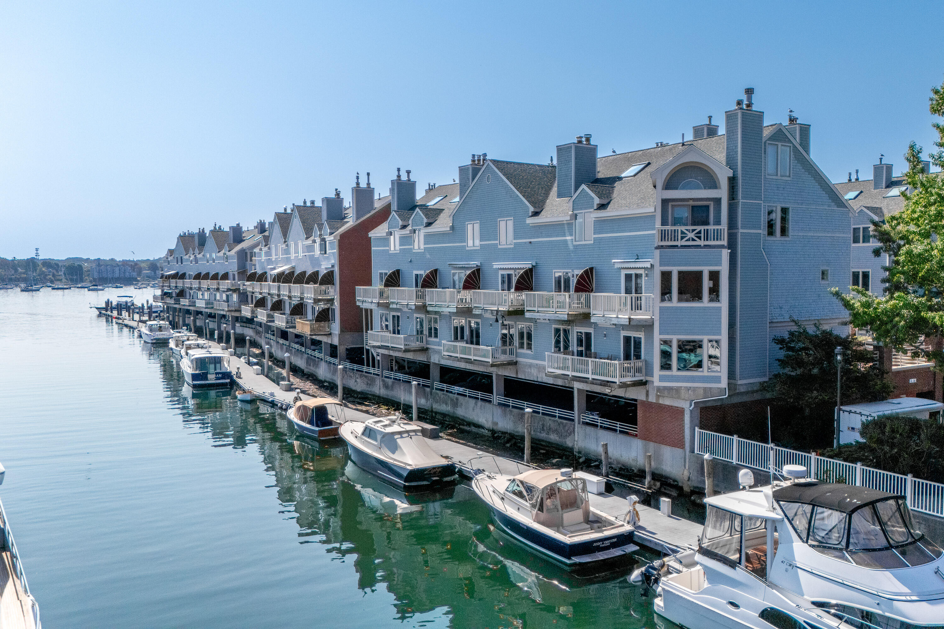 103 Chandlers Wharf 103