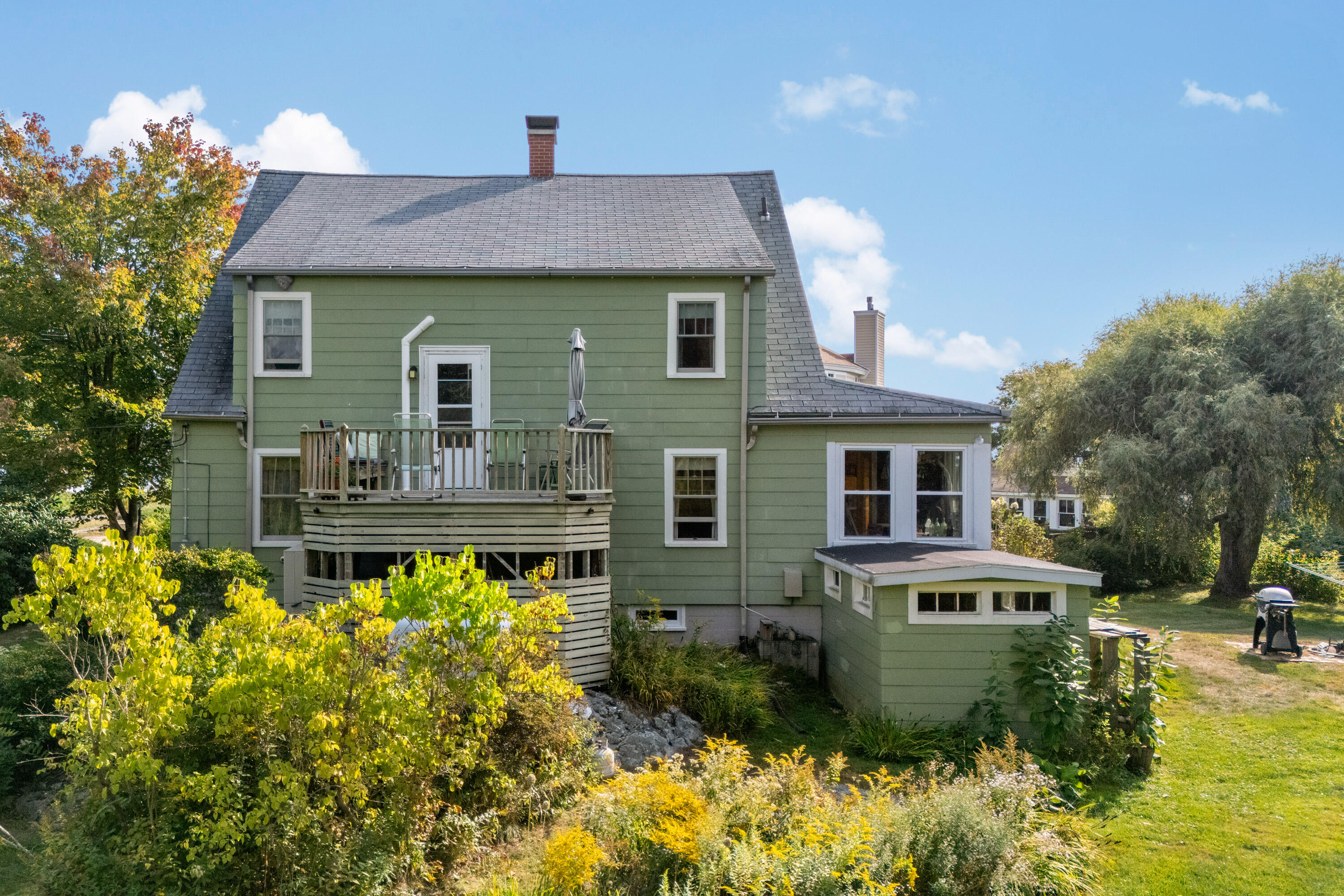 20 Lily Pond Avenue