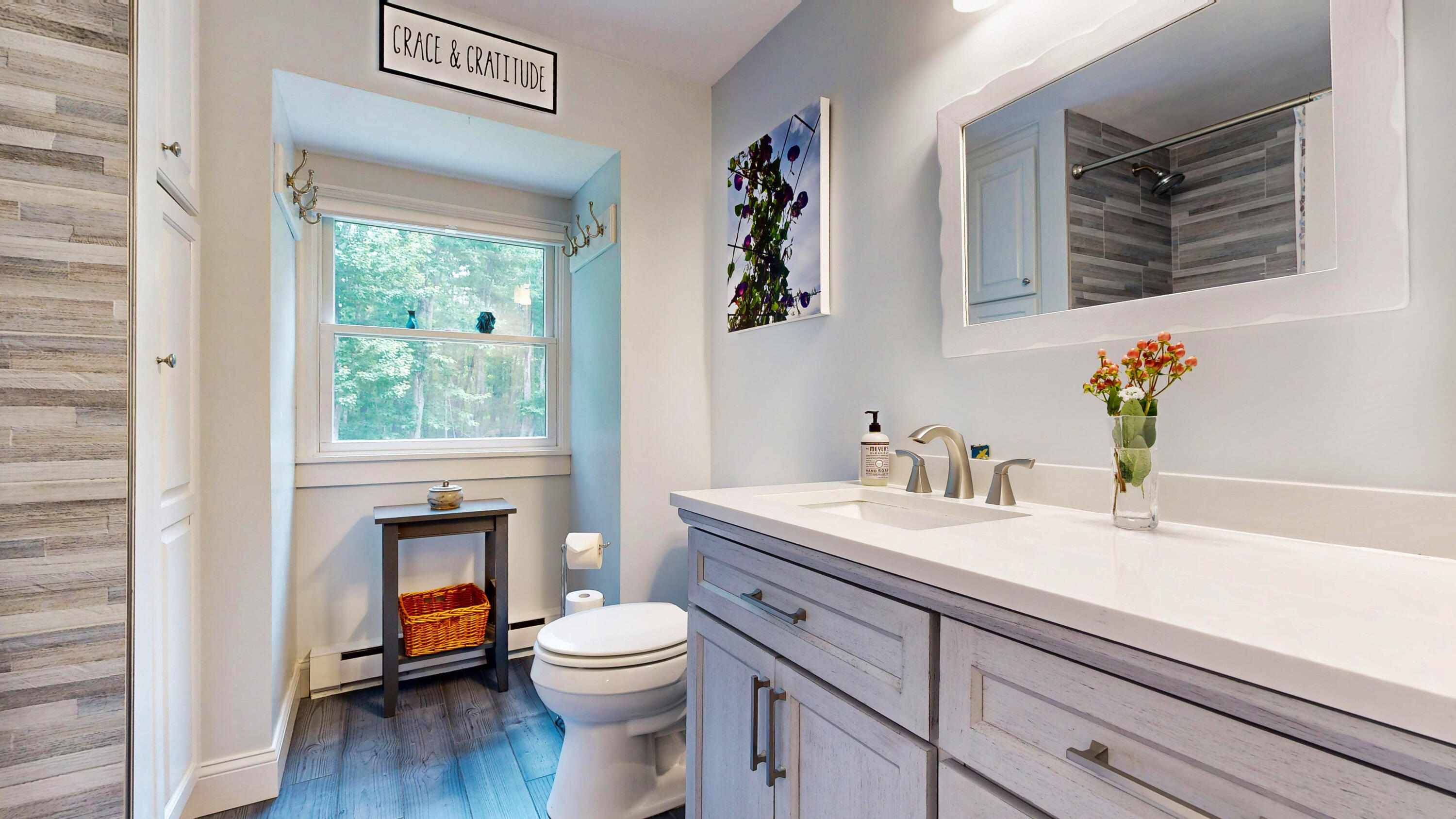 107 Ledgewood Drive