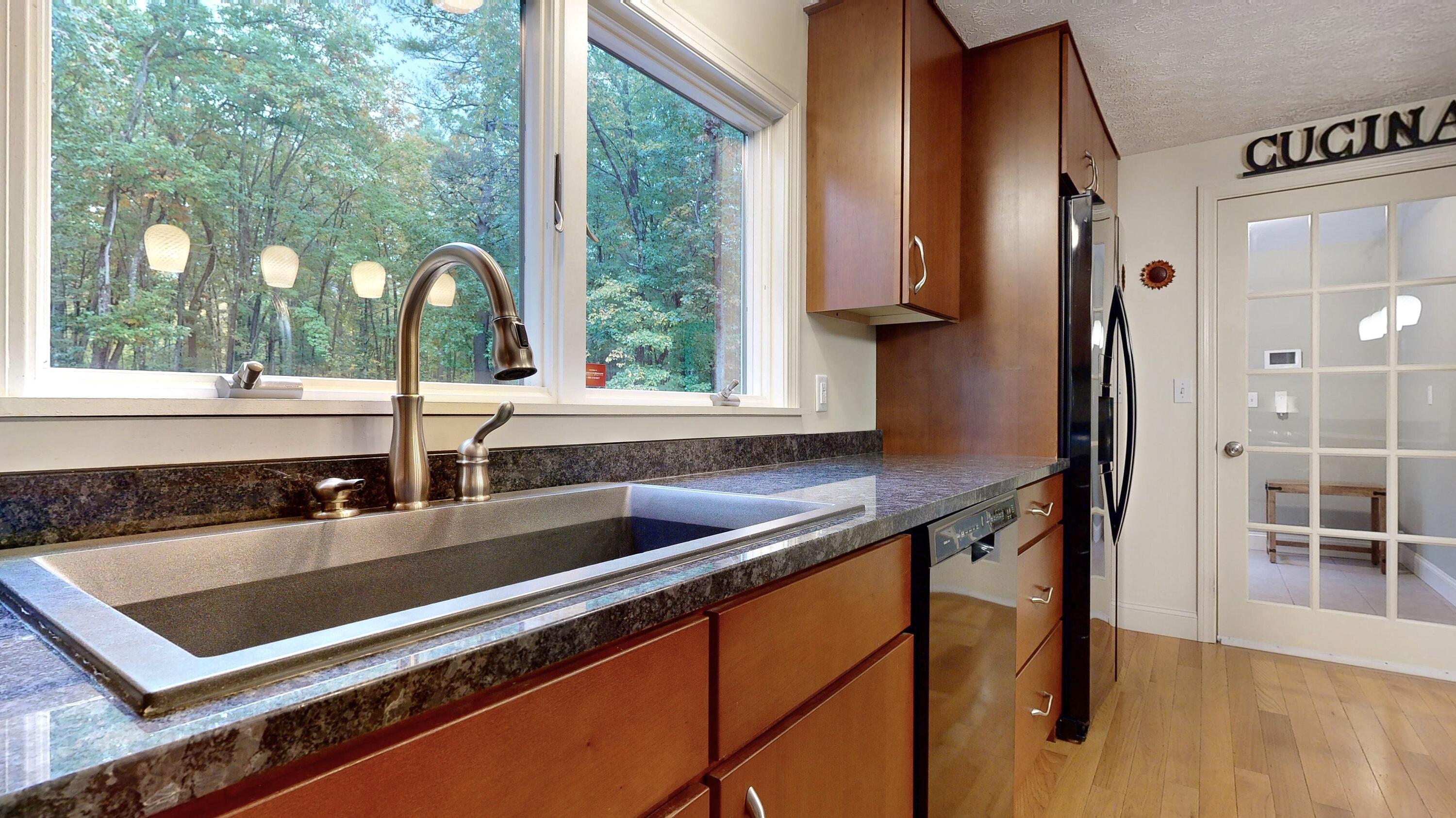107 Ledgewood Drive