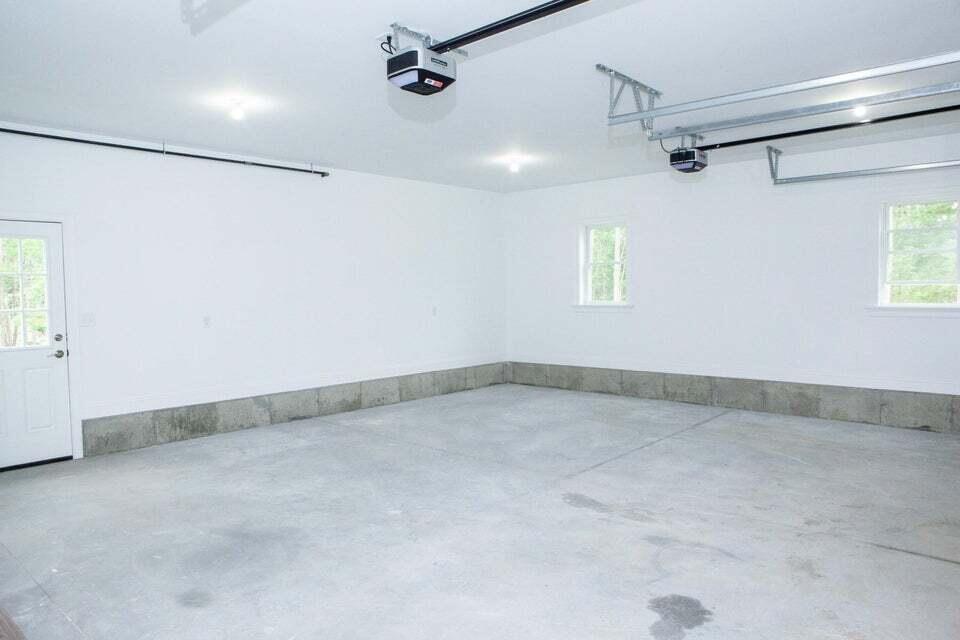 4 Pelletier Lane