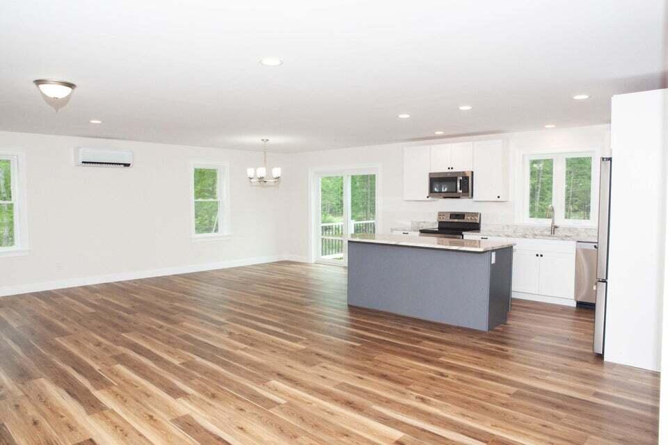 4 Pelletier Lane