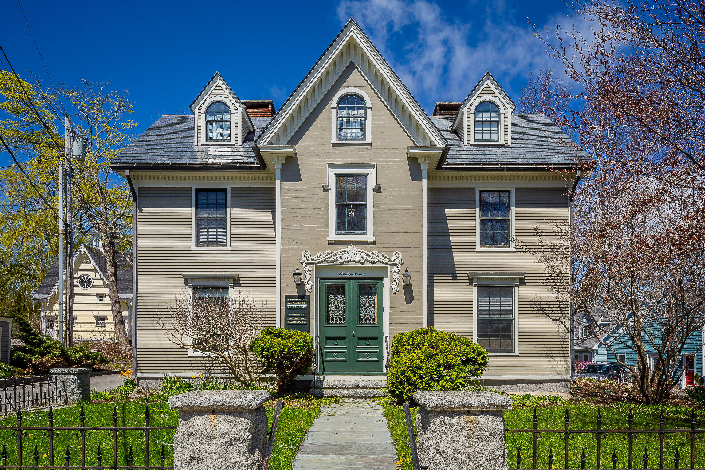 69 Elm Street, 100