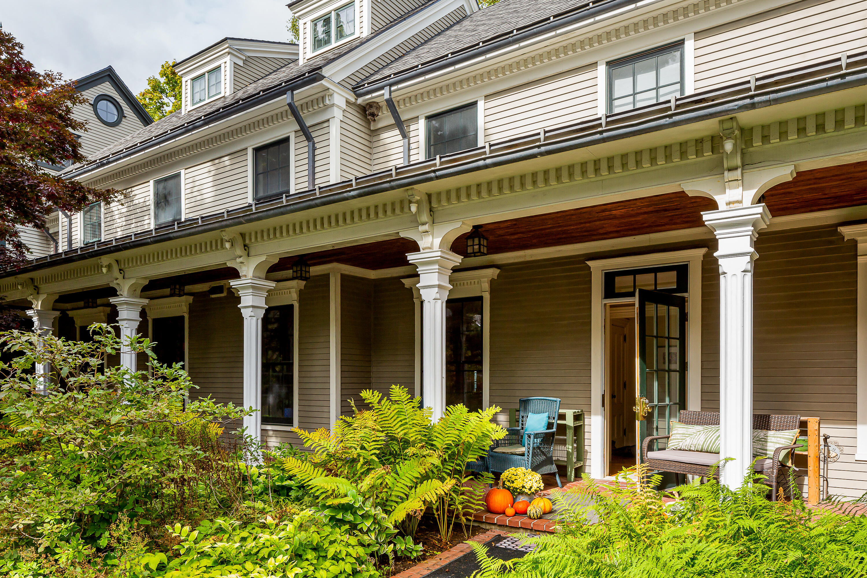 69 Elm Street, 100