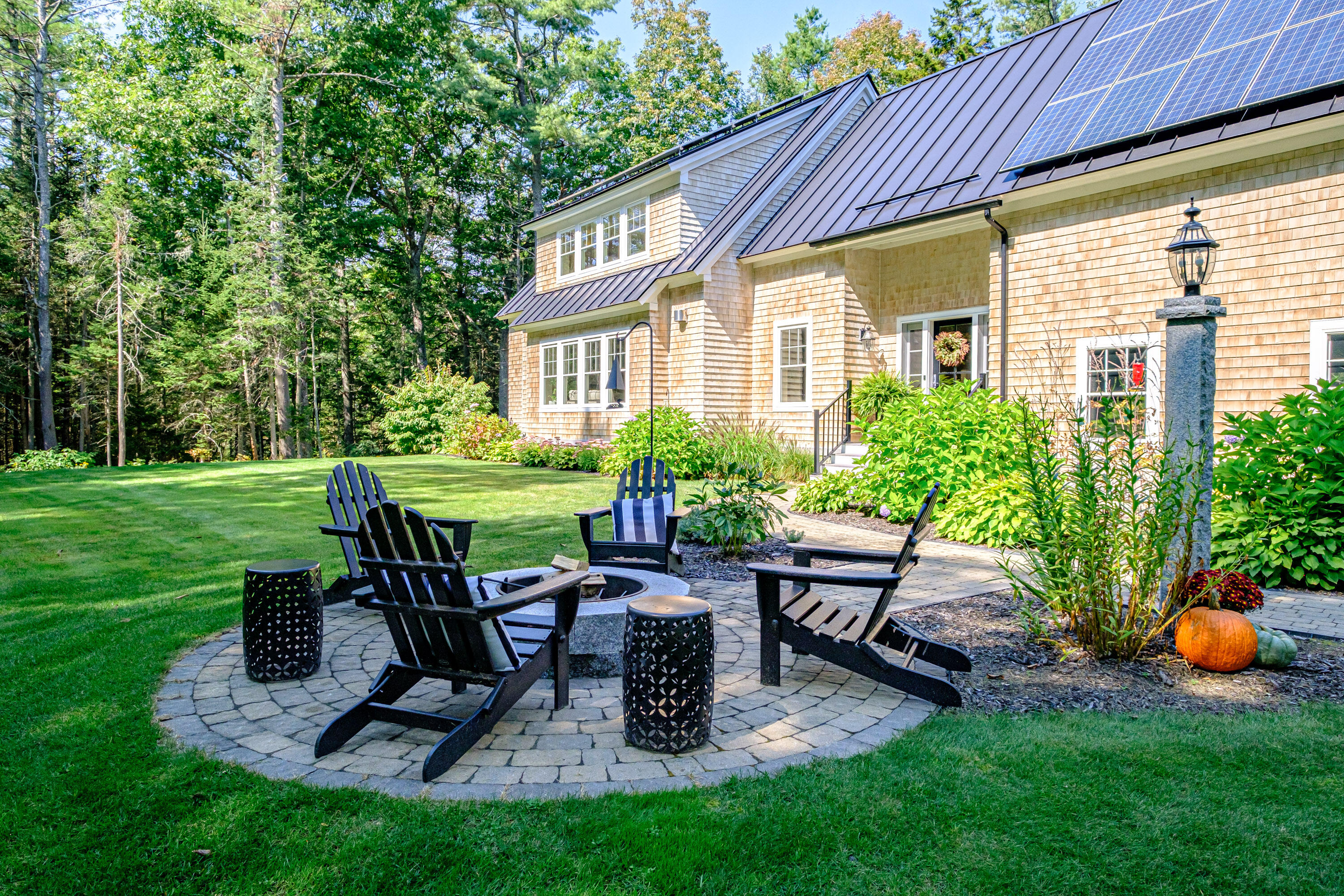 17 Intervale Road