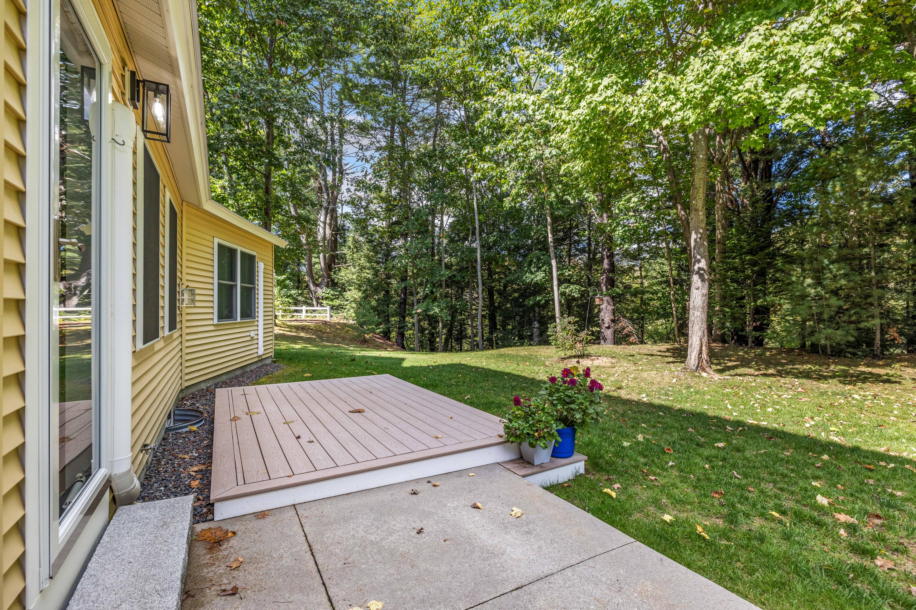 19 Lexington Drive, 19