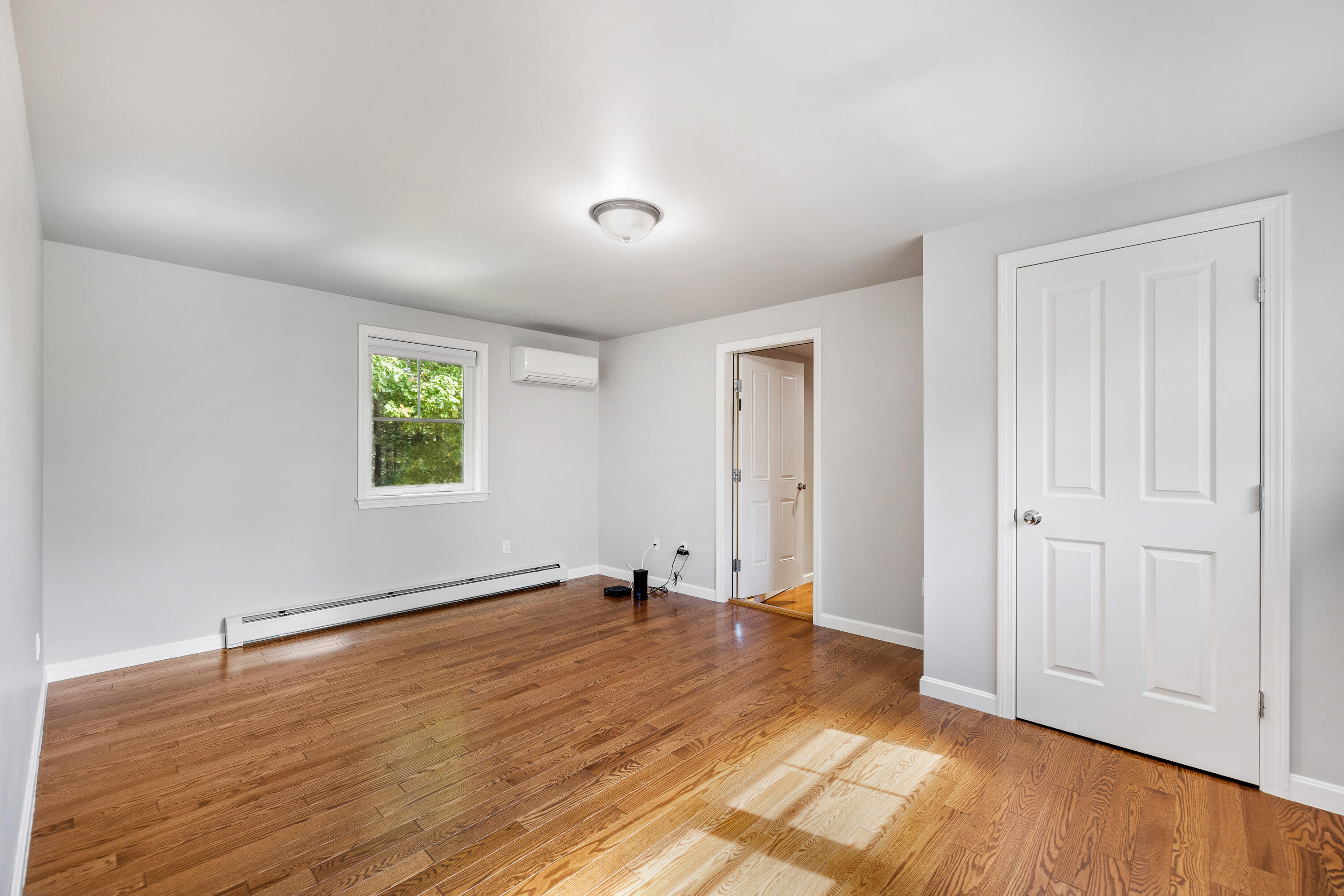 19 Lexington Drive, 19