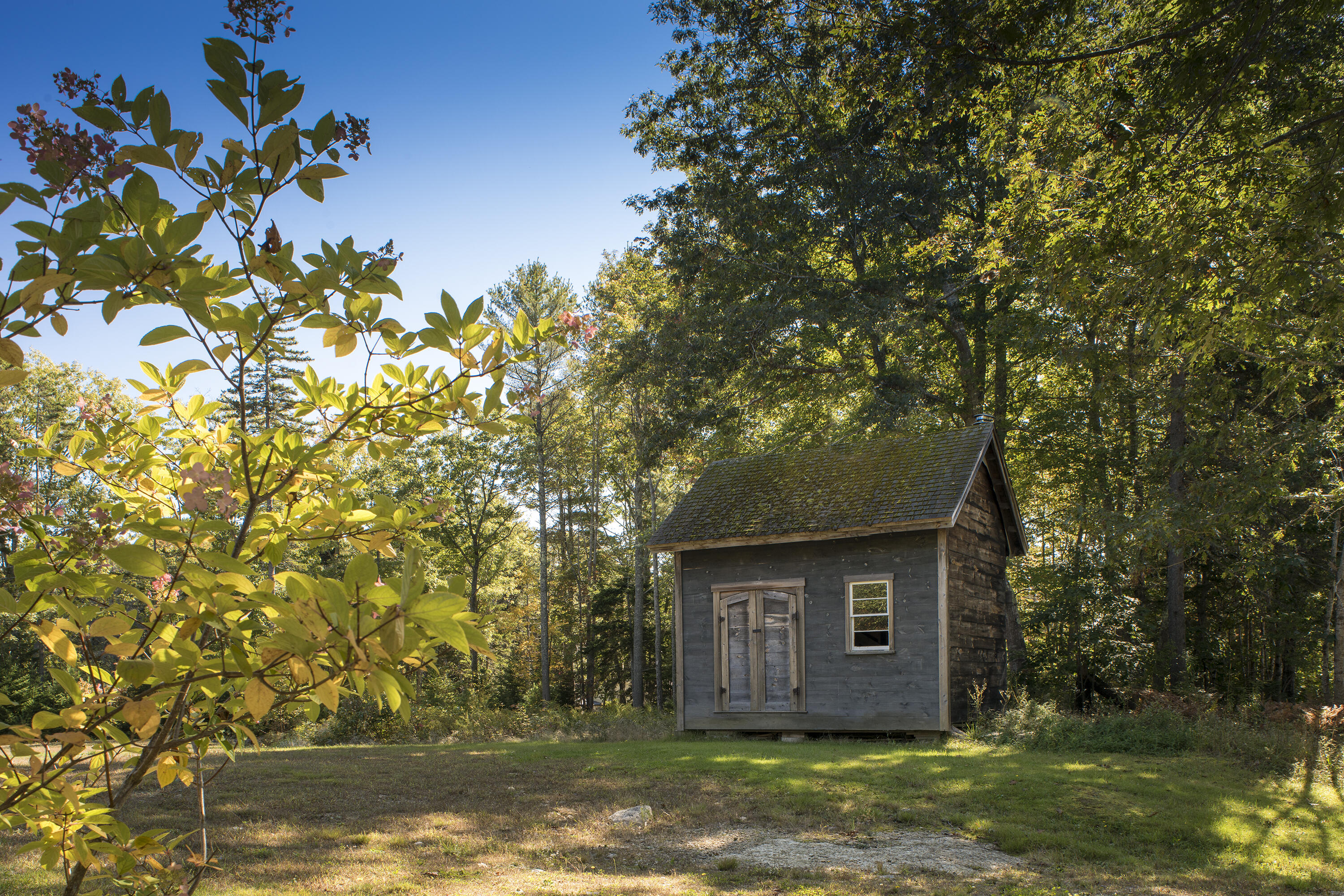 113 West Side Road