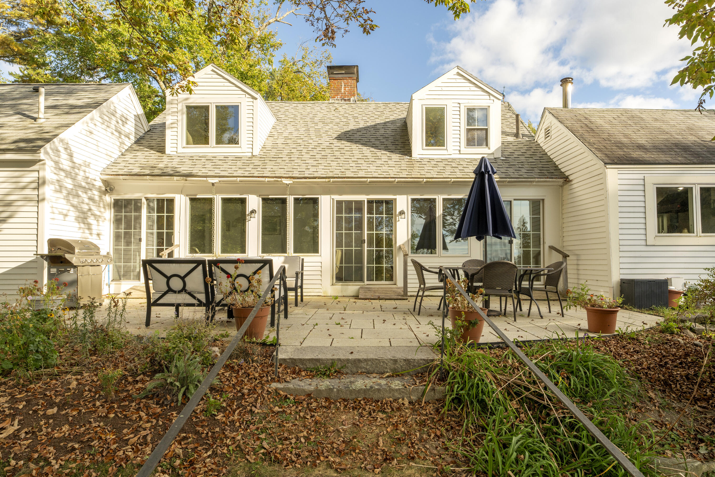 324 The Shore Road