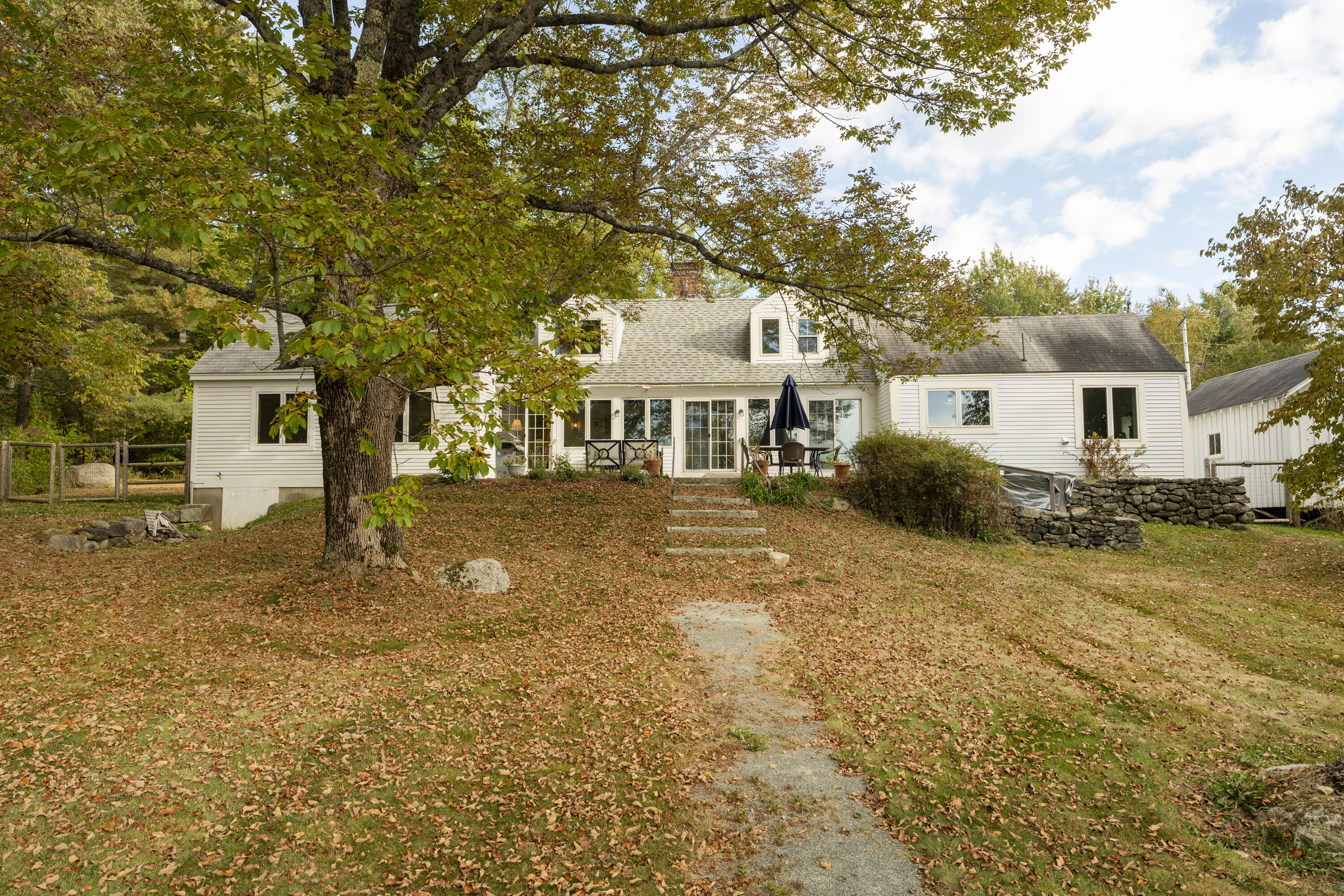 324 The Shore Road