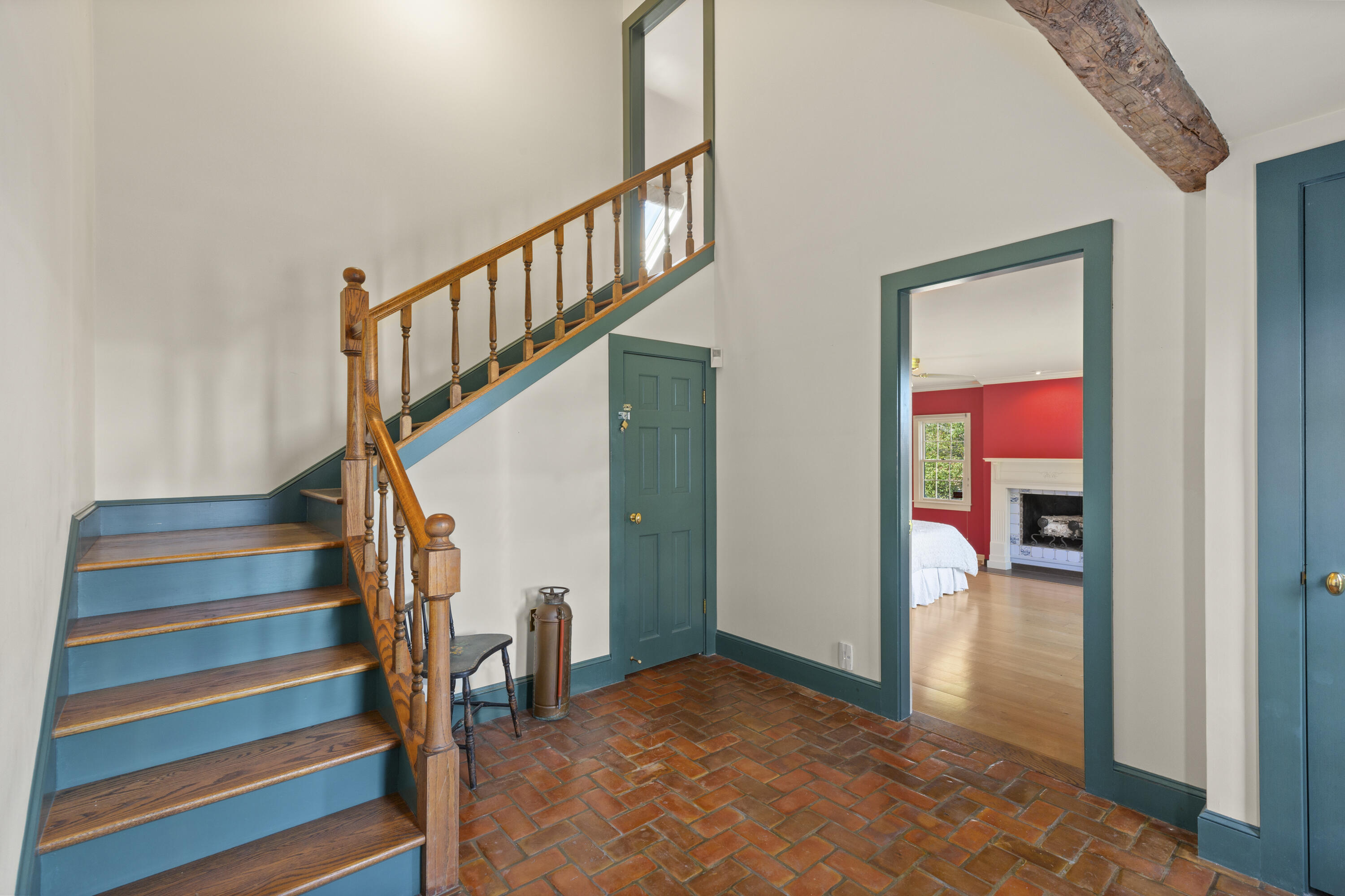 83 Cliff Road