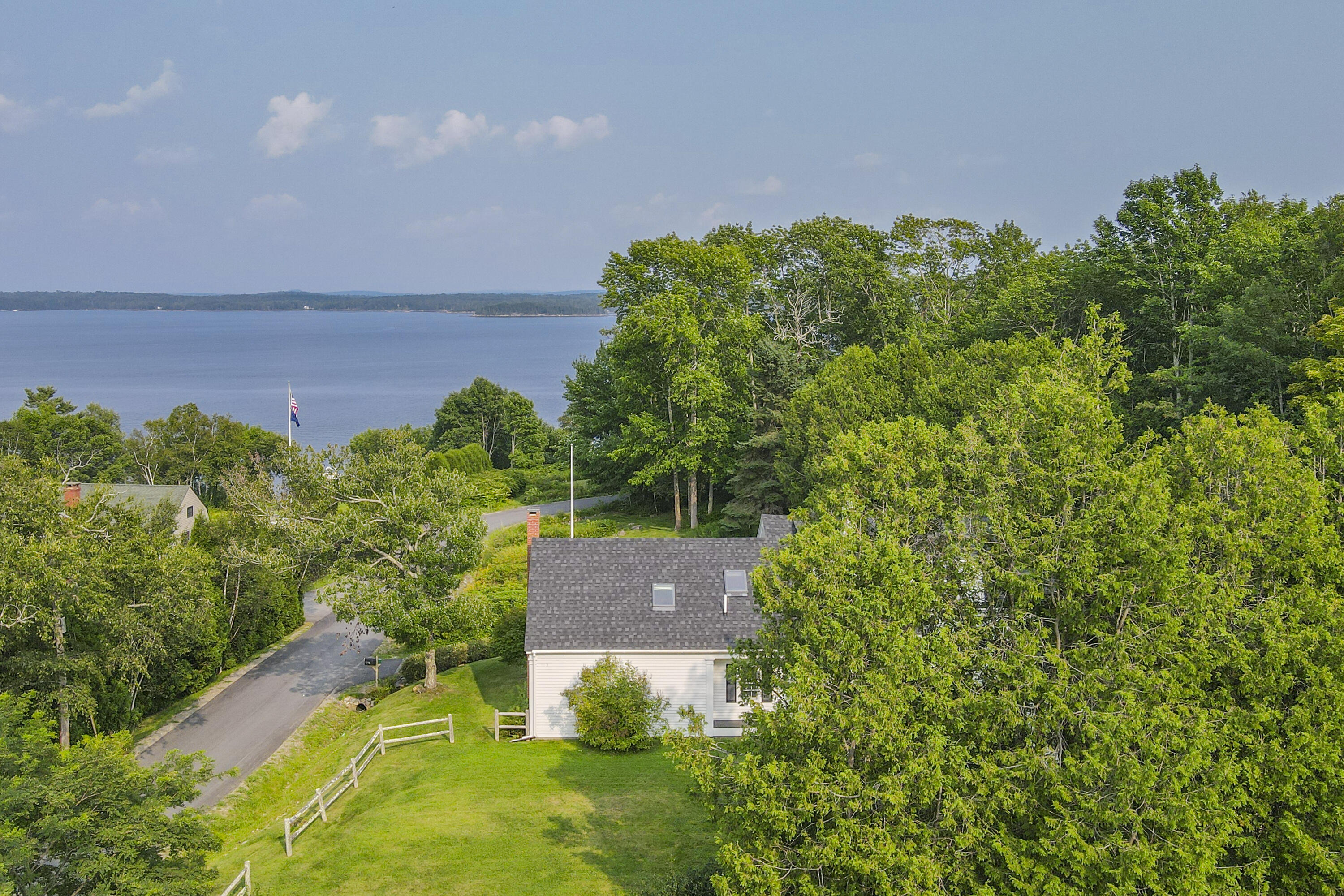 83 Cliff Road